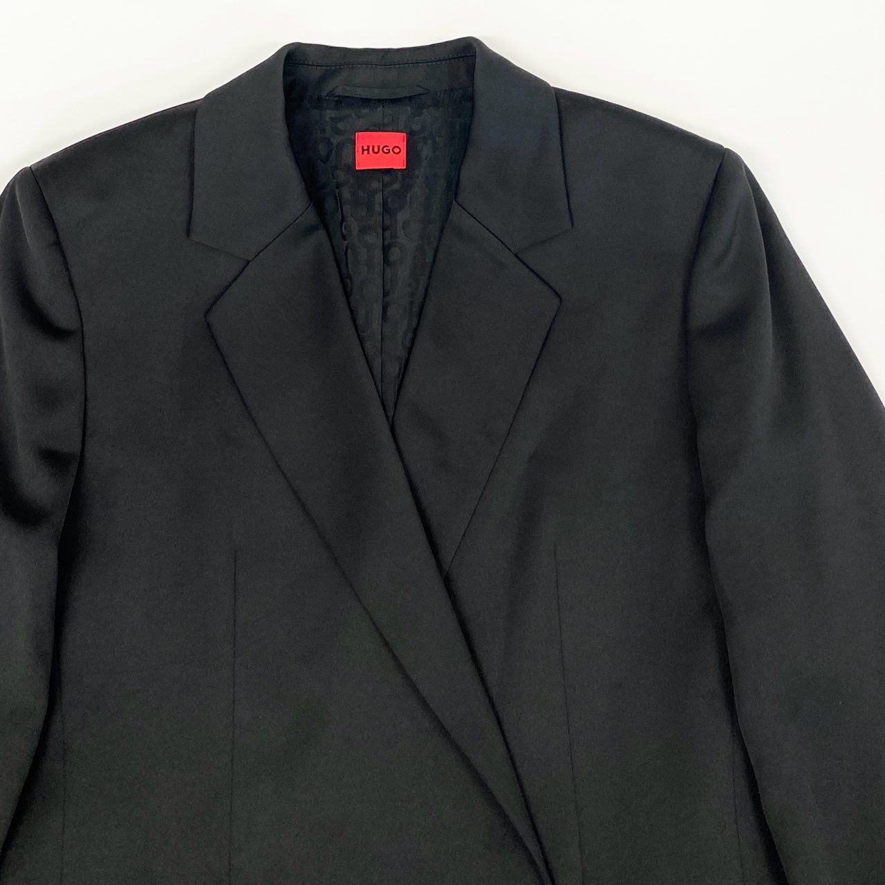 83i3《美品》 HUGO BOSS ヒューゴボス ダブルプレスト テーラードジャケット ブレザー 裏地総柄 ビジネス フォーマル 38 ブラック レディースo07t