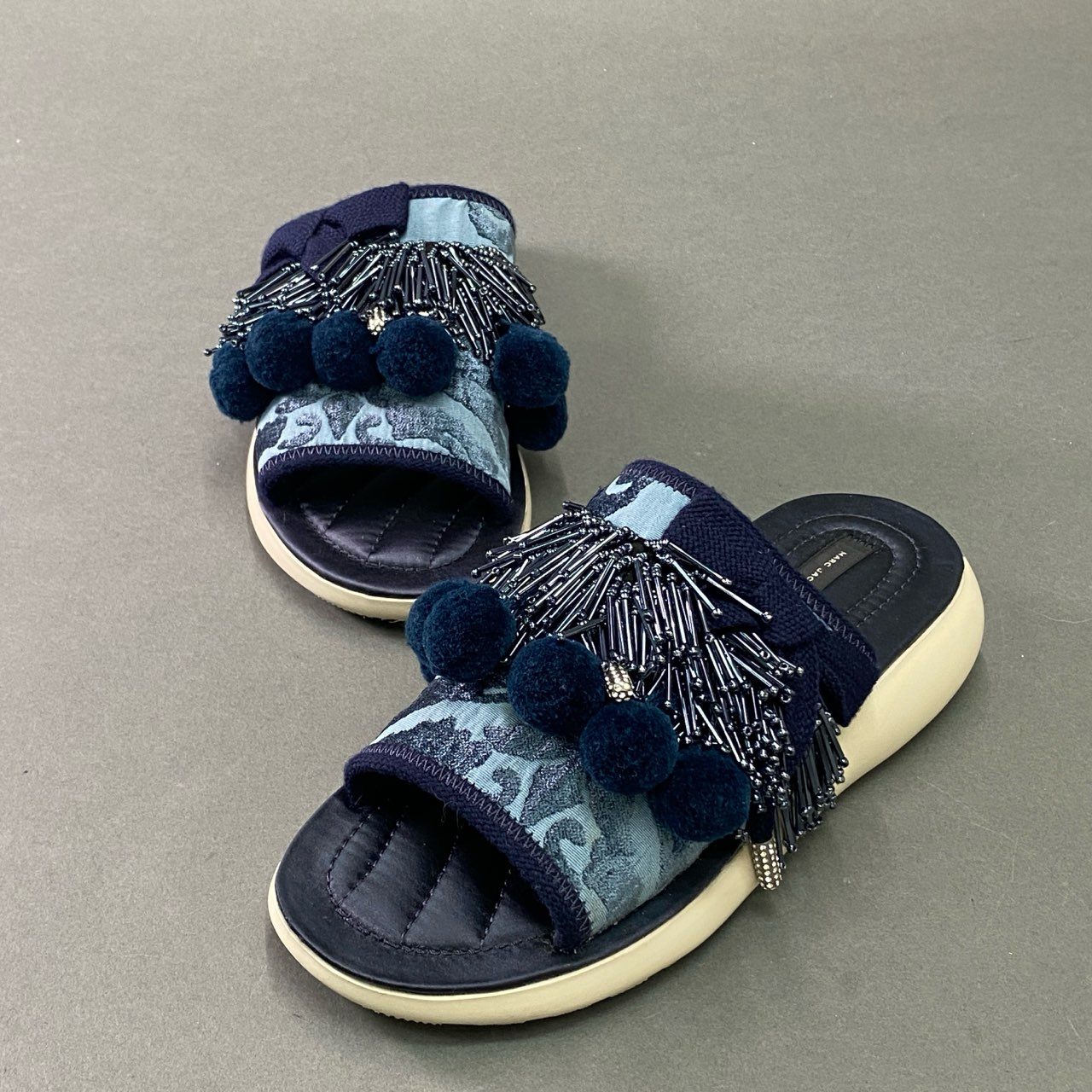 7b7 MARC JACOBS マークジェイコブス DAMASK エマーソン ポンポン スポーツサンダル リラックスサンダル フラット ダマスク柄 38 ネイビー