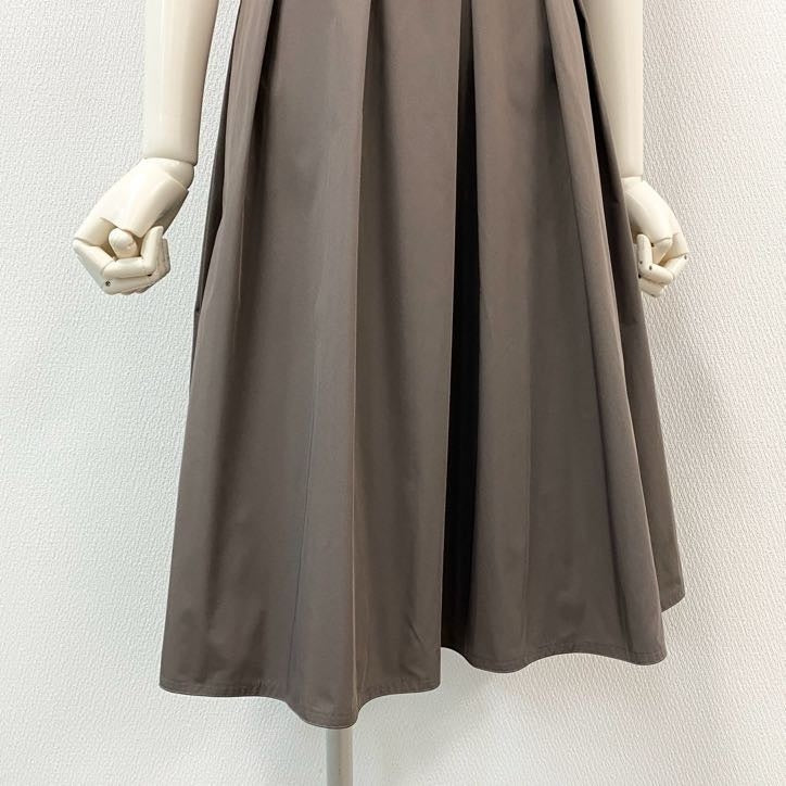 64g24 Rene ルネ タックプリーツ フレアスカート ノースリーブワンピース ドレス リボン レディース 女性用 5536120 36 カーキ系_