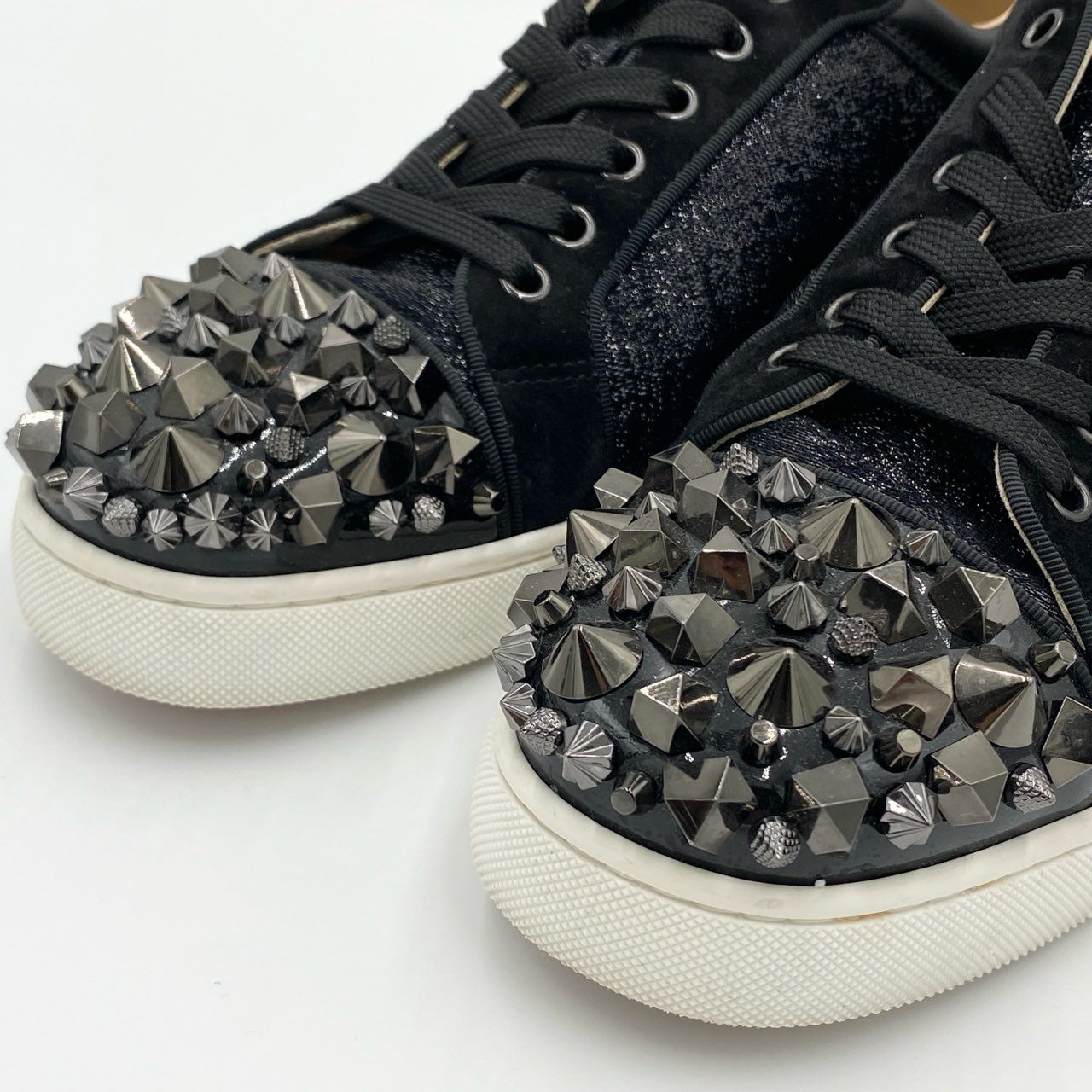 1h20 Christian Louboutin クリスチャンルブタン ルイスジュニア ストラス スパイク スニーカー シューズ スタッズ ラインストーン サイズ42 ブラック メンズ 紳士靴k02i