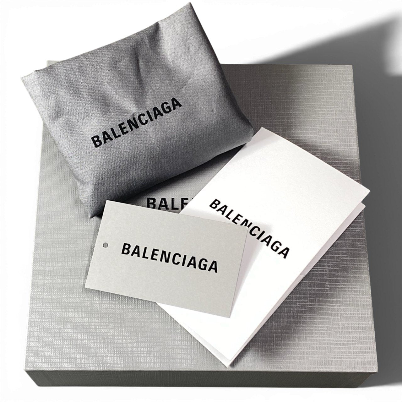 c4 《極美品》 BALENCIAGA バレンシアガ BB ラージロゴ クロコ型押し ベルト BB Large Mock Croc Belt ブラック レザー 箱 保存袋有t18r