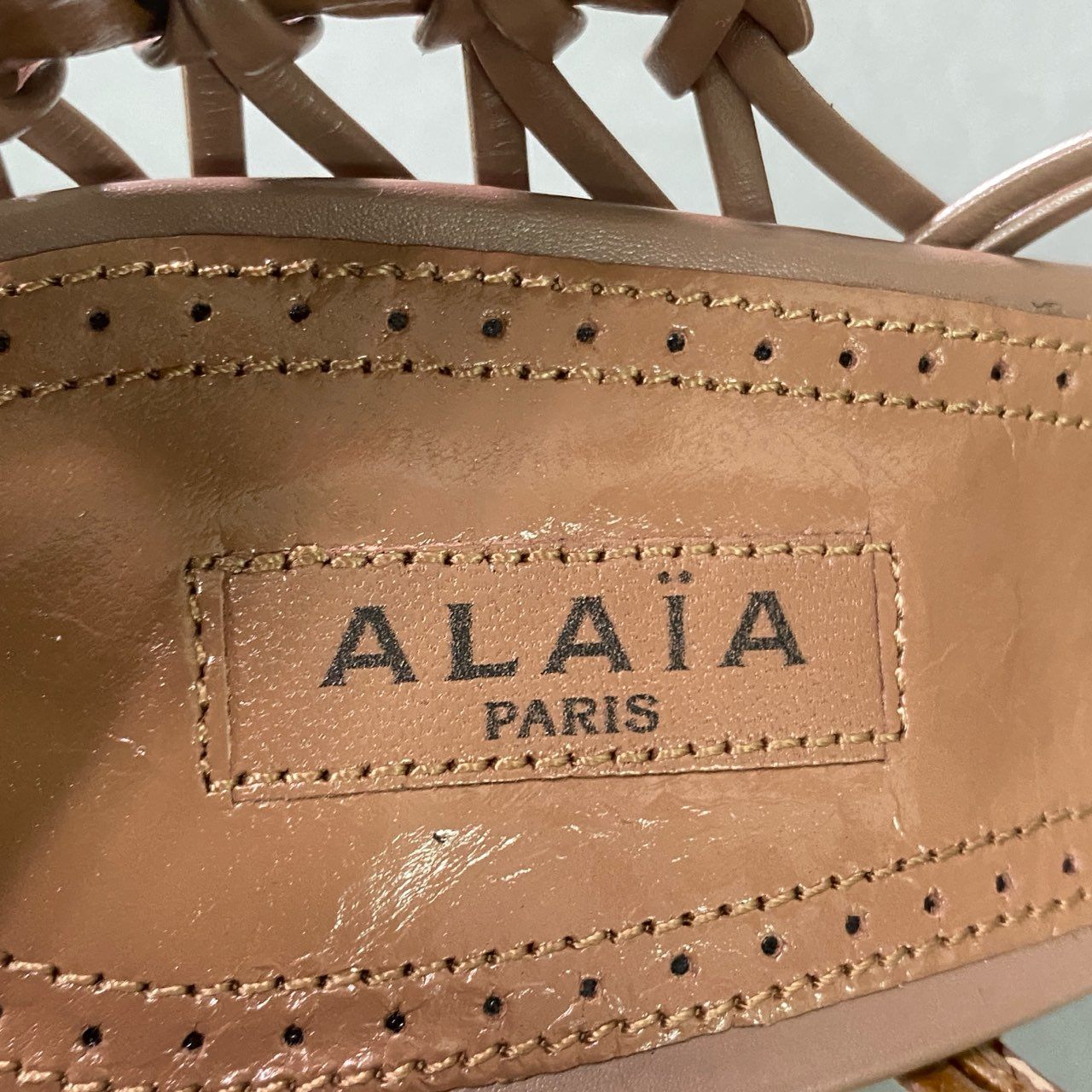 7k9 《未使用》定価¥190,300 ALAIA PARIS アライア レースアップ レザーヒールサンダル 36 ピンクベージュ leather 箱付き シューズ イタリア製 編み込み グラディエーター