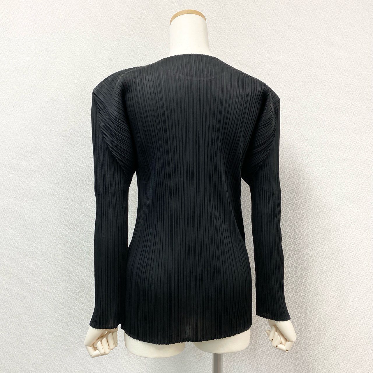 75i8 PLEATS PLEASE ISSEY MIYAKE プリーツプリーズ イッセイミヤケ 日本製 長袖プリーツカットソー ロングスリーブ トップス プルオーバー PP04-JK602 3 ブラック レディースo07t