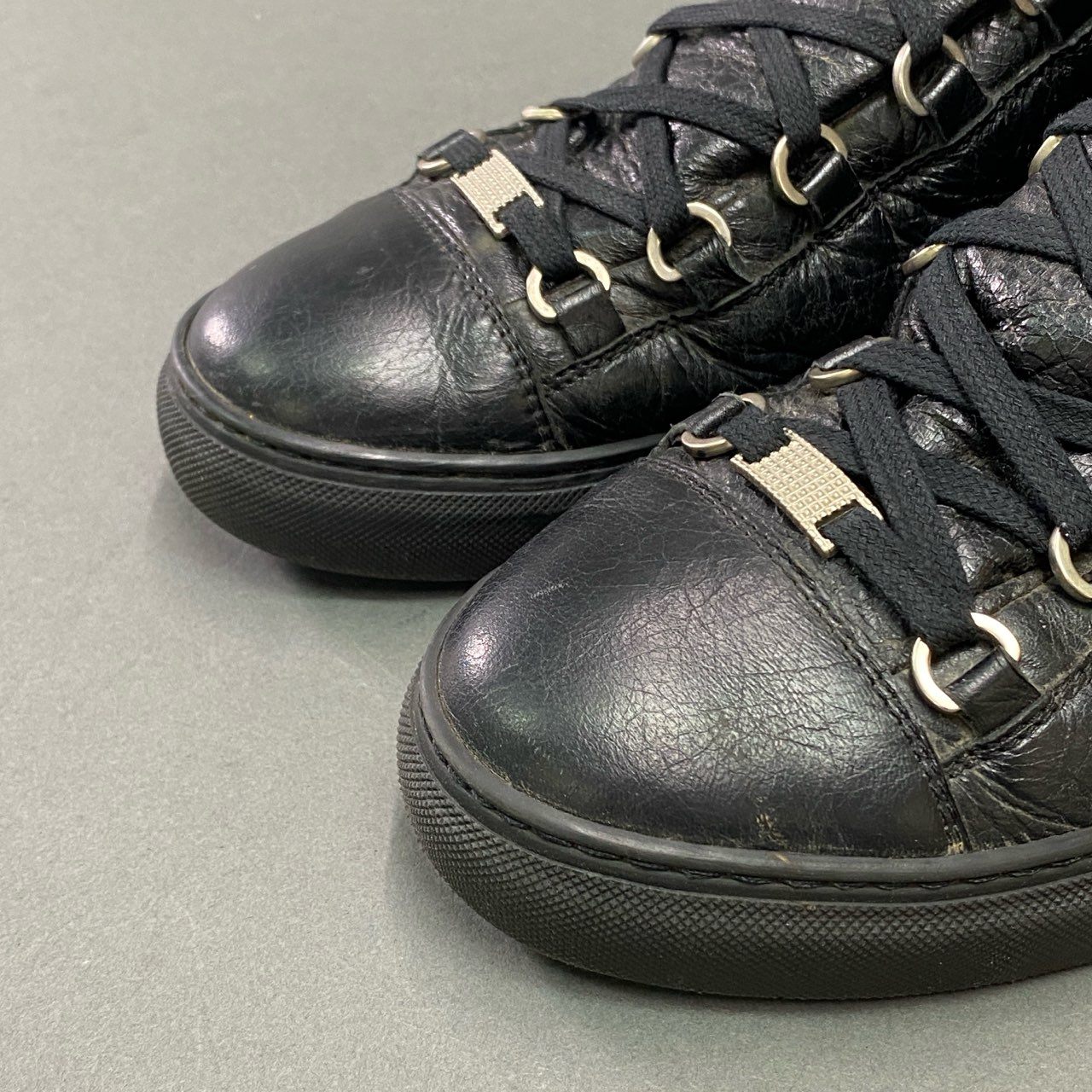 3a27 BALENCIAGA バレンシアガ ARENA アリーナ ハイカットスニーカー シューズ レザー 412381 42 ブラック 本革