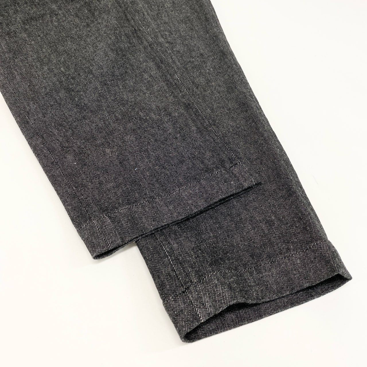 63j9 《美品》Dhal ダル ハイウエストデニムパンツ テーパードパンツ ジーンズ ボトムス 日本製 XSサイズ ブラック メンズo07t