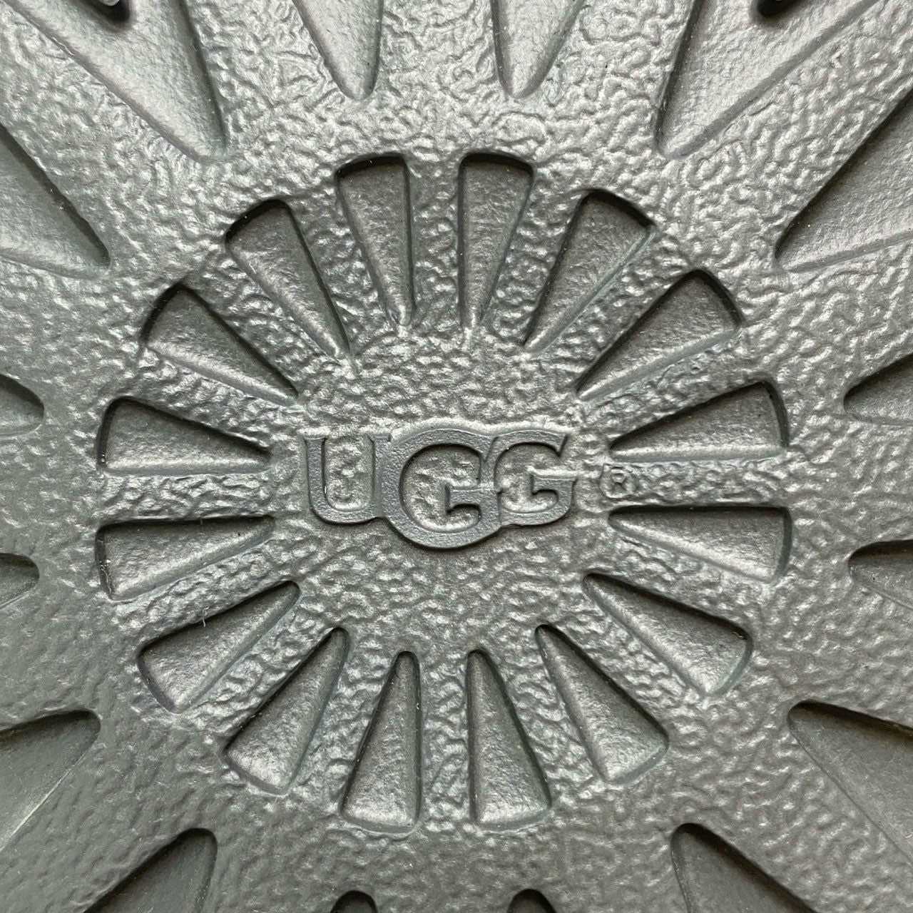 5g24 《未使用》 UGG アグ W MINI BAILEY BUTTON 2 ムートンブーツ 1016422 22cm グレー スエードレザー シューズ 箱付き_