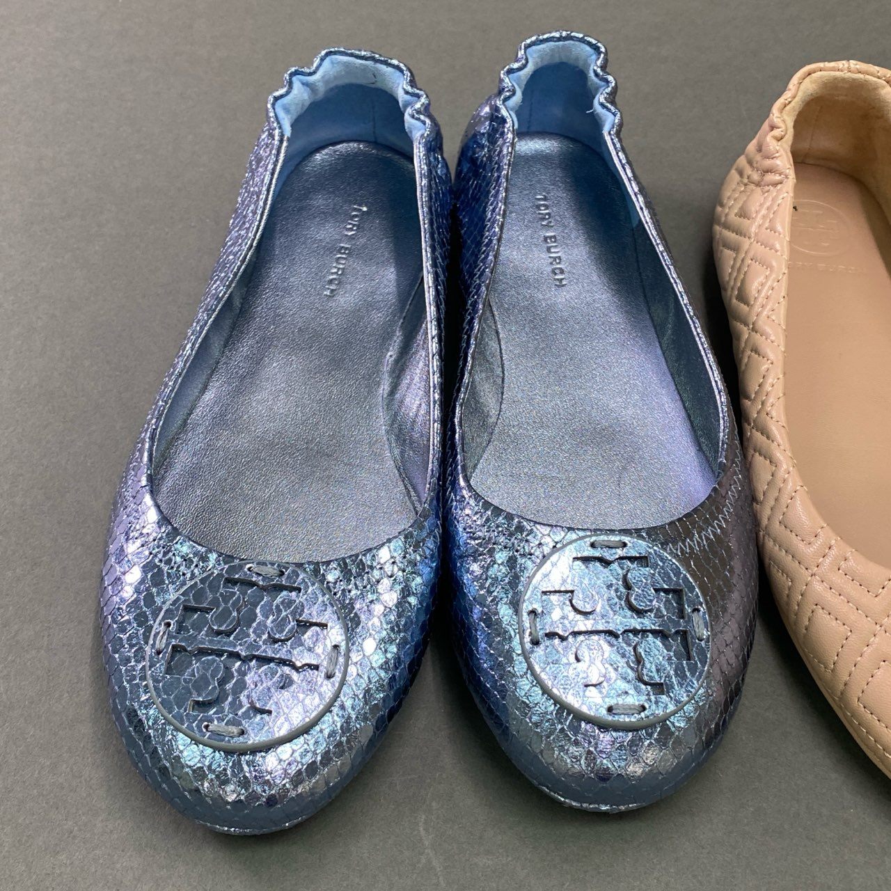 5c21 【 2足セット 】 TORY BURCH トリーバーチ シグネチャー フラットシューズ 6M ピンク ブルー レザー ゴールドプレート パイソン パンプス まとめ