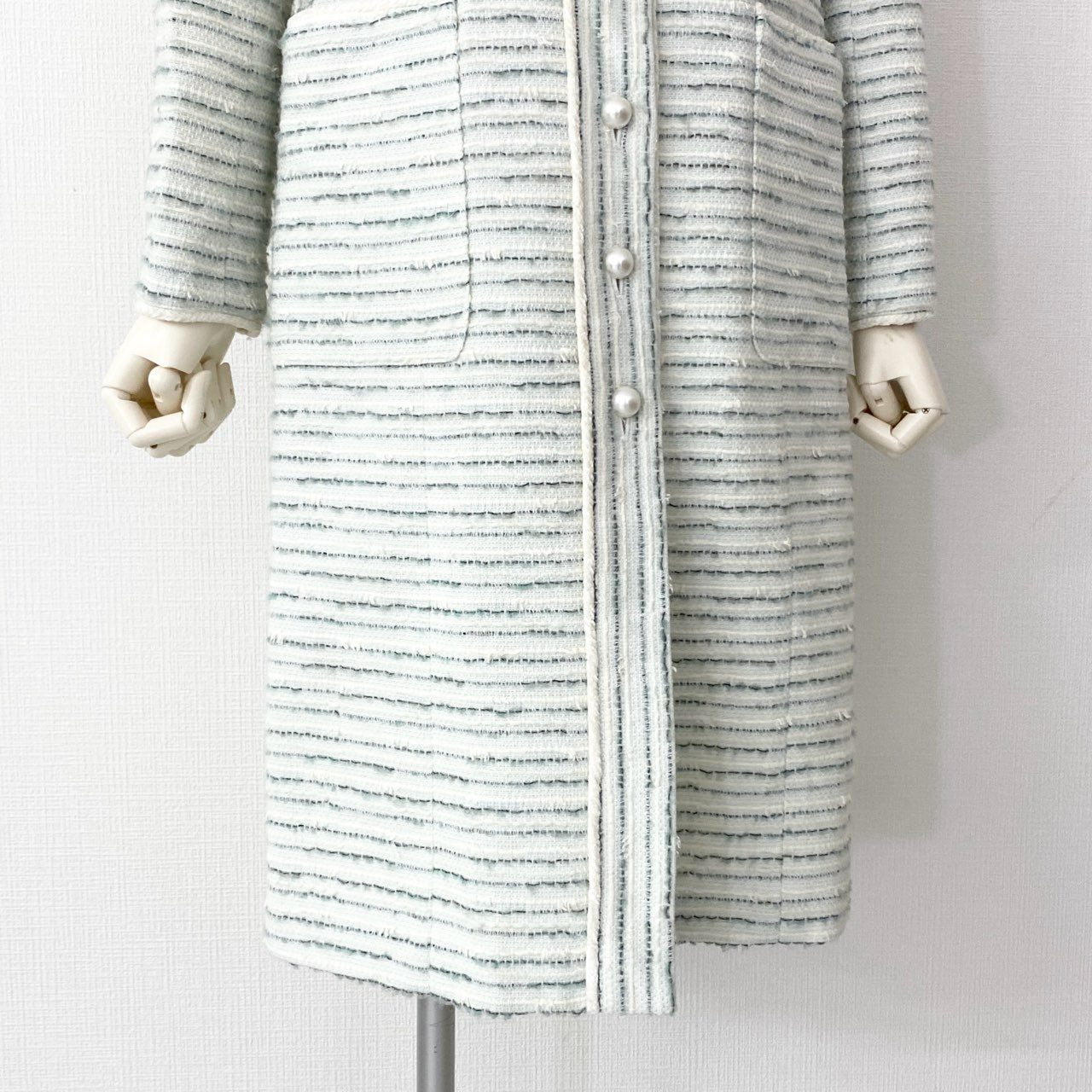 61i30 Rene ルネ TISSUE ツイードロングコート 4つポケット パールボタン サイズ36 ライトブルー系 レディース 女性用
