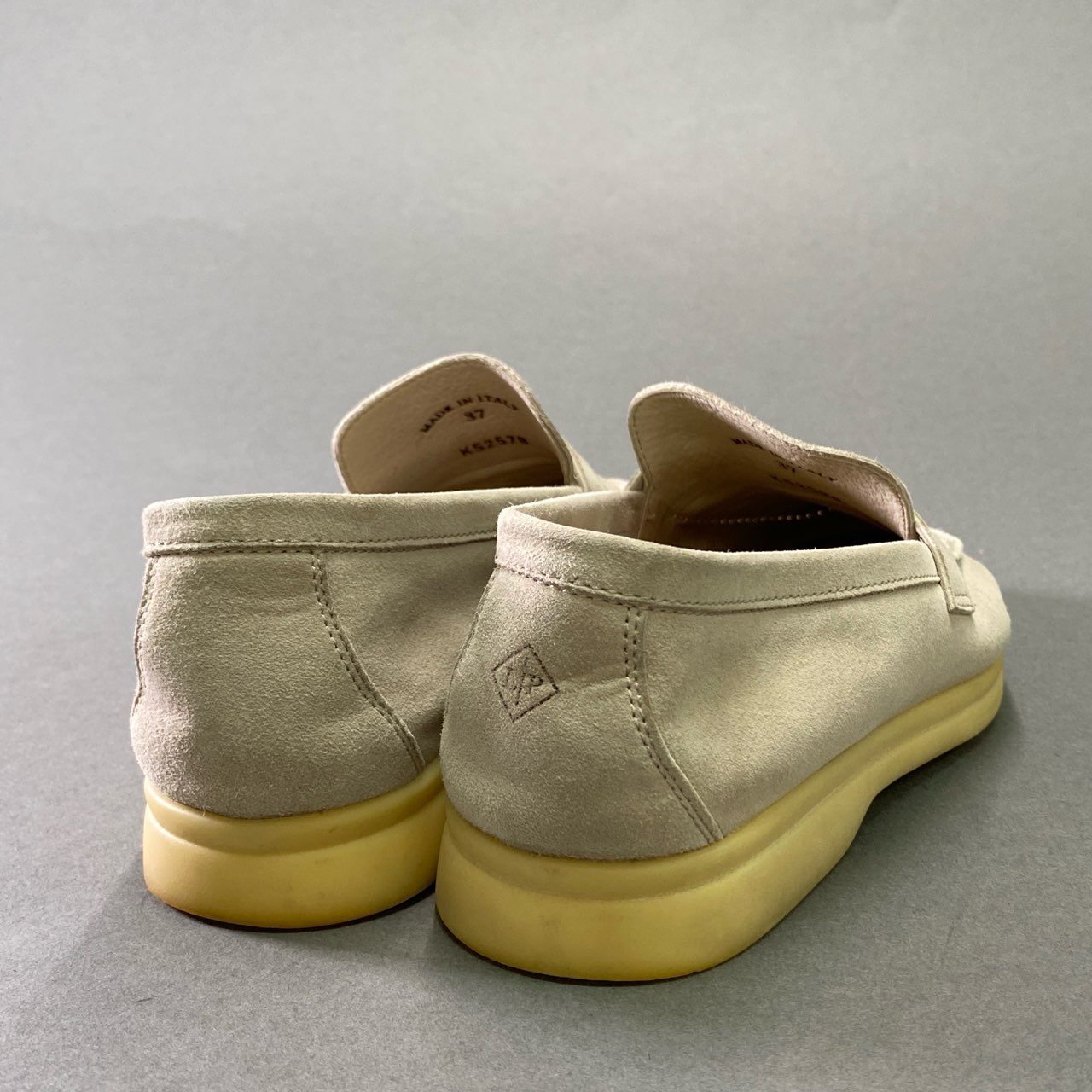 2f23 Loro Piana ロロピアーナ SUMMER WALK サマーチャーム ウォークモカシン シューズ 37 ベージュ レザー スリッポン ローファー 保存袋付き