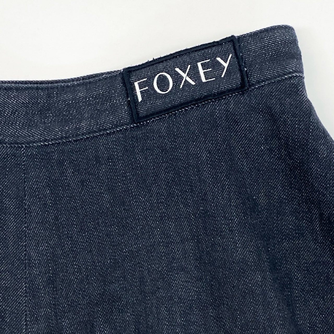 35i9 FOXEY NEW YORK フォクシーニューヨーク デニム リリーパンツ ショートパンツ ウエストロゴ 40536 38 インディゴブルー レディースk02i
