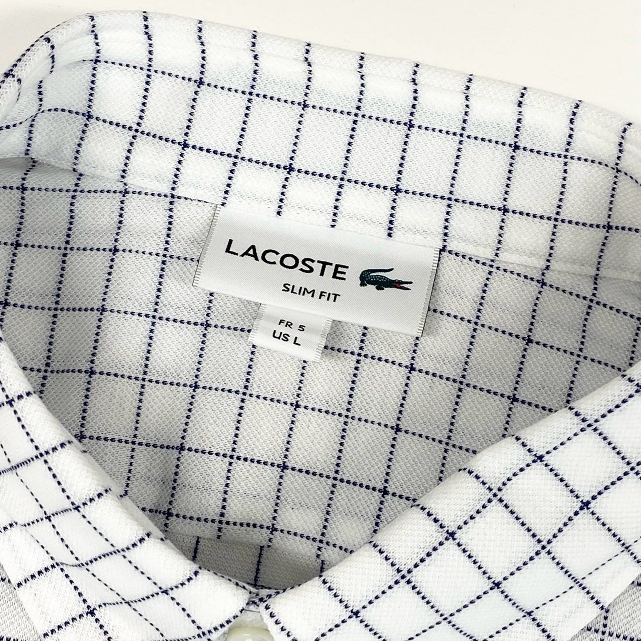 18f19 《未使用保管品》タグ付 LACOSTE ラコステ ウィンドウペン ビズポロシャツ 半袖 ボタンダウンシャツ ロゴワッペン PH763EL 5 ホワイト コットン