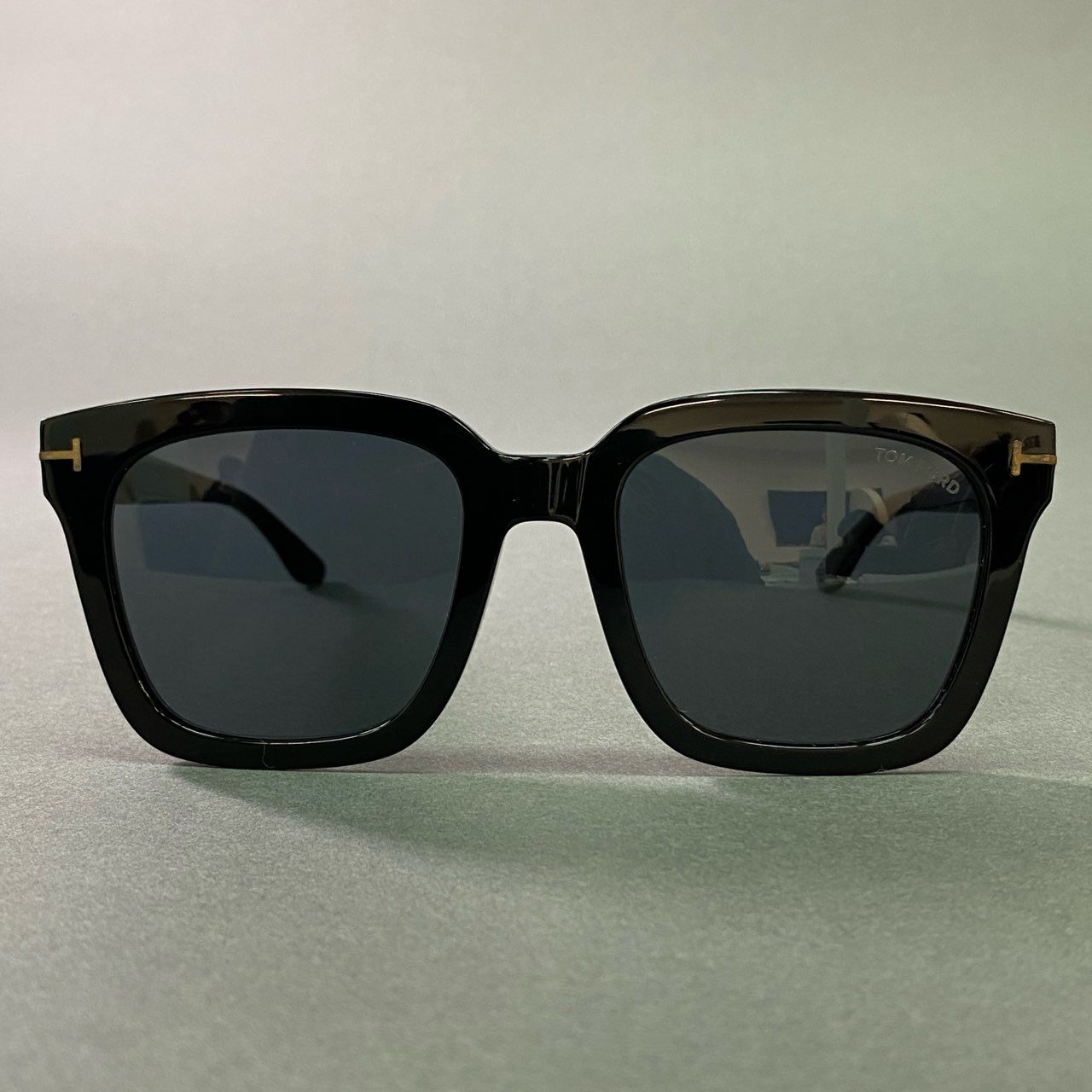 j29 TOM FORD トムフォード サングラス 眼鏡 アイウェア メガネ スクエア ウィリントン イタリア製 TF892-2 56□22 145 ブラック