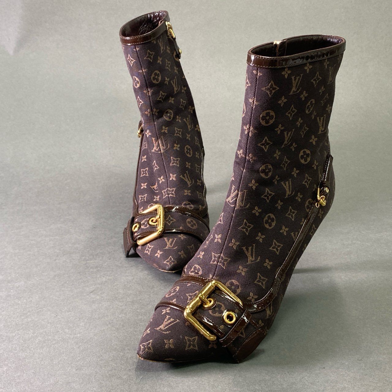 3f8 LOUIS VUITTON ルイヴィトン LV モノグラム ショートブーツ 37 ブラウン ブーティ シューズ イタリア製 箱付き
