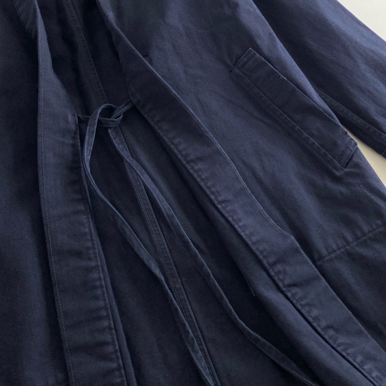 59g26 UNITED ARROWS & SONS ユナイテッドアローズ&サンズ LONG TOMMY SHIRT ロングトミーシャツ ガウン ジャケット コート 5525-211-0262 Sサイズ ネイビー コットン