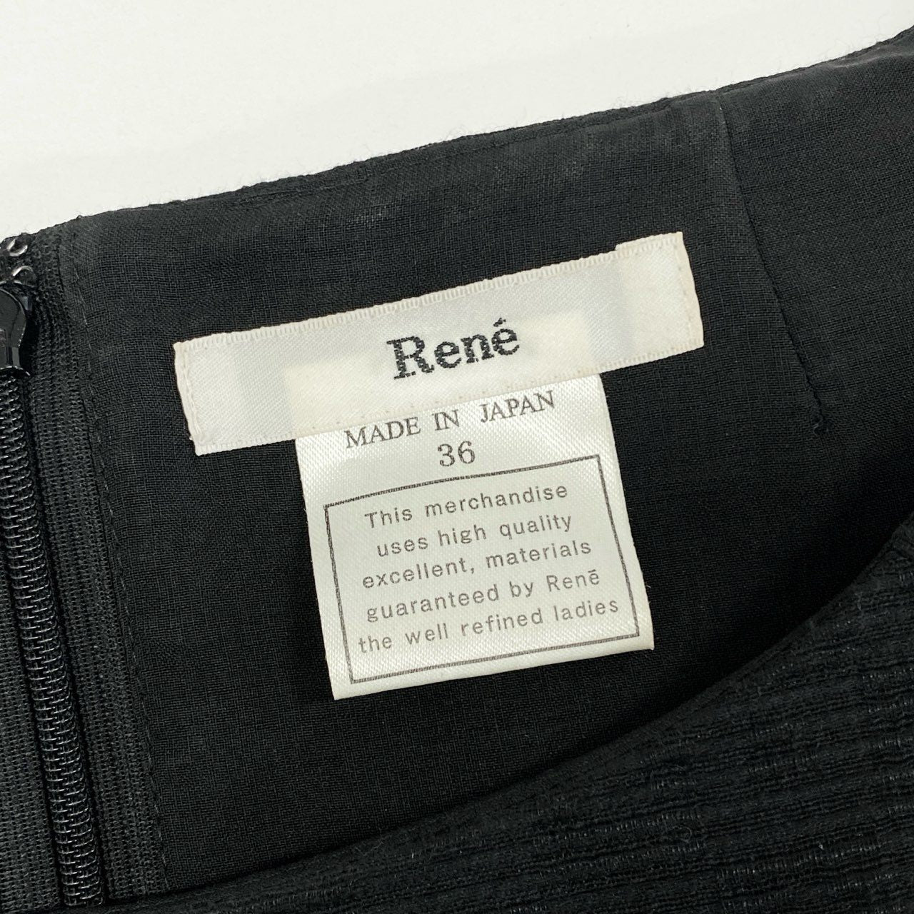 63i18 Rene ルネ ノースリーブワンピース ひざ丈ワンピース タックフレアスカート サイズ36 ブラック レディース タグ付きu02t