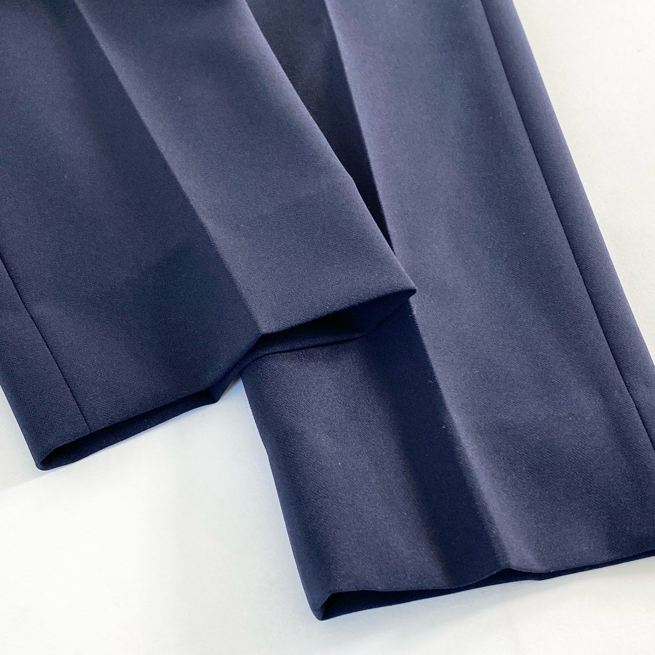 19d4 《未使用》 定価¥17,600 CELFORD セルフォード センタープレス テーパードパンツ 36 ネイビー WASHABLE スラックス タグ付き