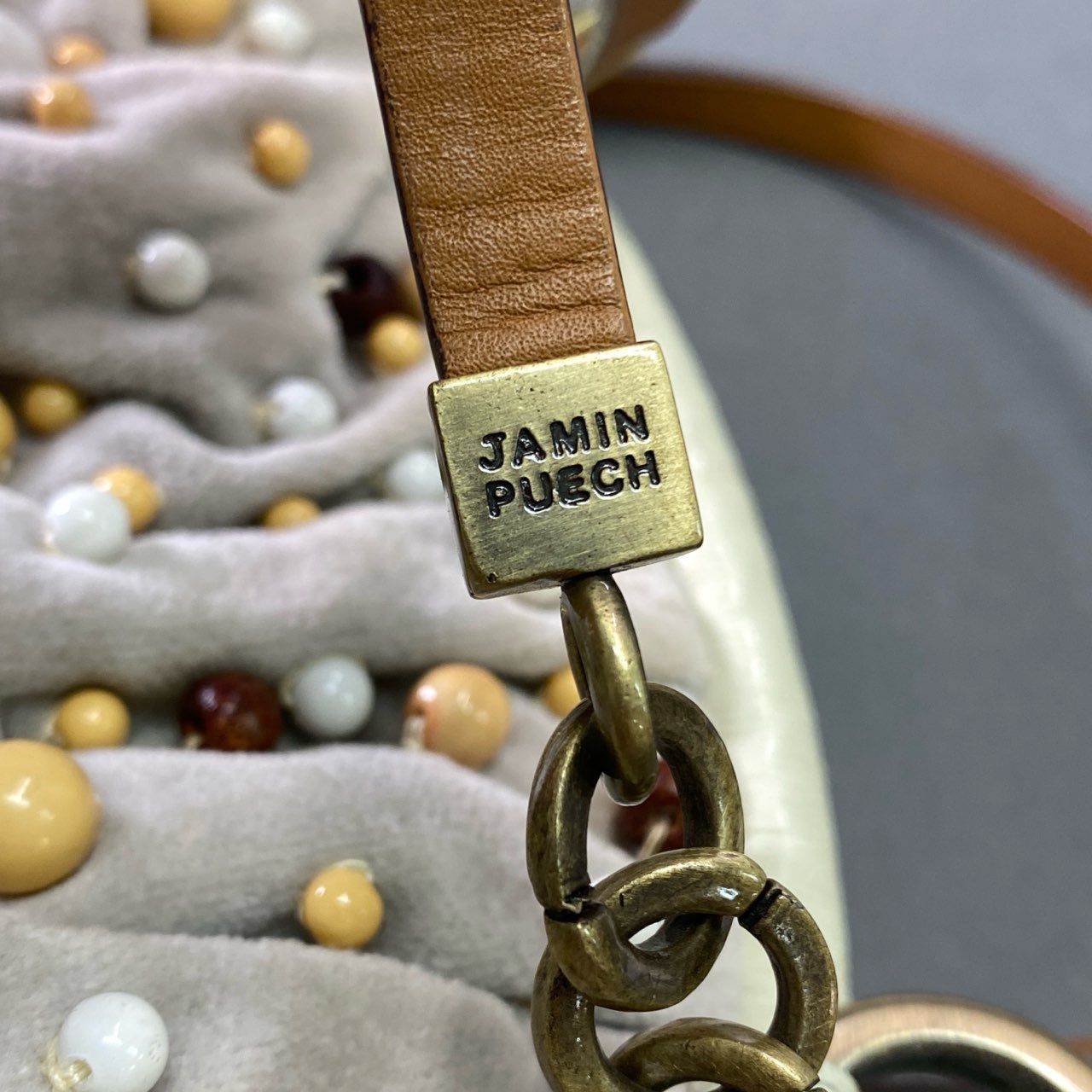 Al9 JAMIN PUECH ジャマン ピュエッシュ ビーズ ハンドバッグ ワンショルダーバッグ ホワイトグレー カバン ウッドジップ レザー ポーチ 一点物