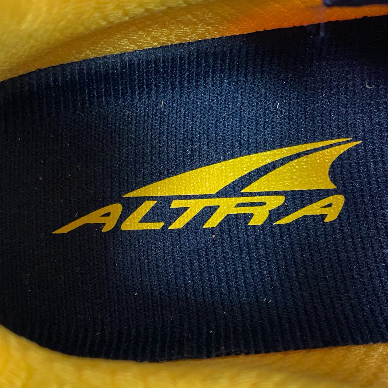 5a5 《美品》 ALTRA アルトラ Escalante Racer エスカランテレーサー Boston 20 ボストン スニーカー US7 レッド ネイビー ランニングシューズ