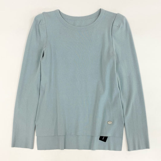 25d6 《新品タグ付き》 FOXEY NEW YORK フォクシー ニューヨーク スリムセーター ニット トップス ロゴプレート 33509 サイズ38 ライトブルー レディース 日本製