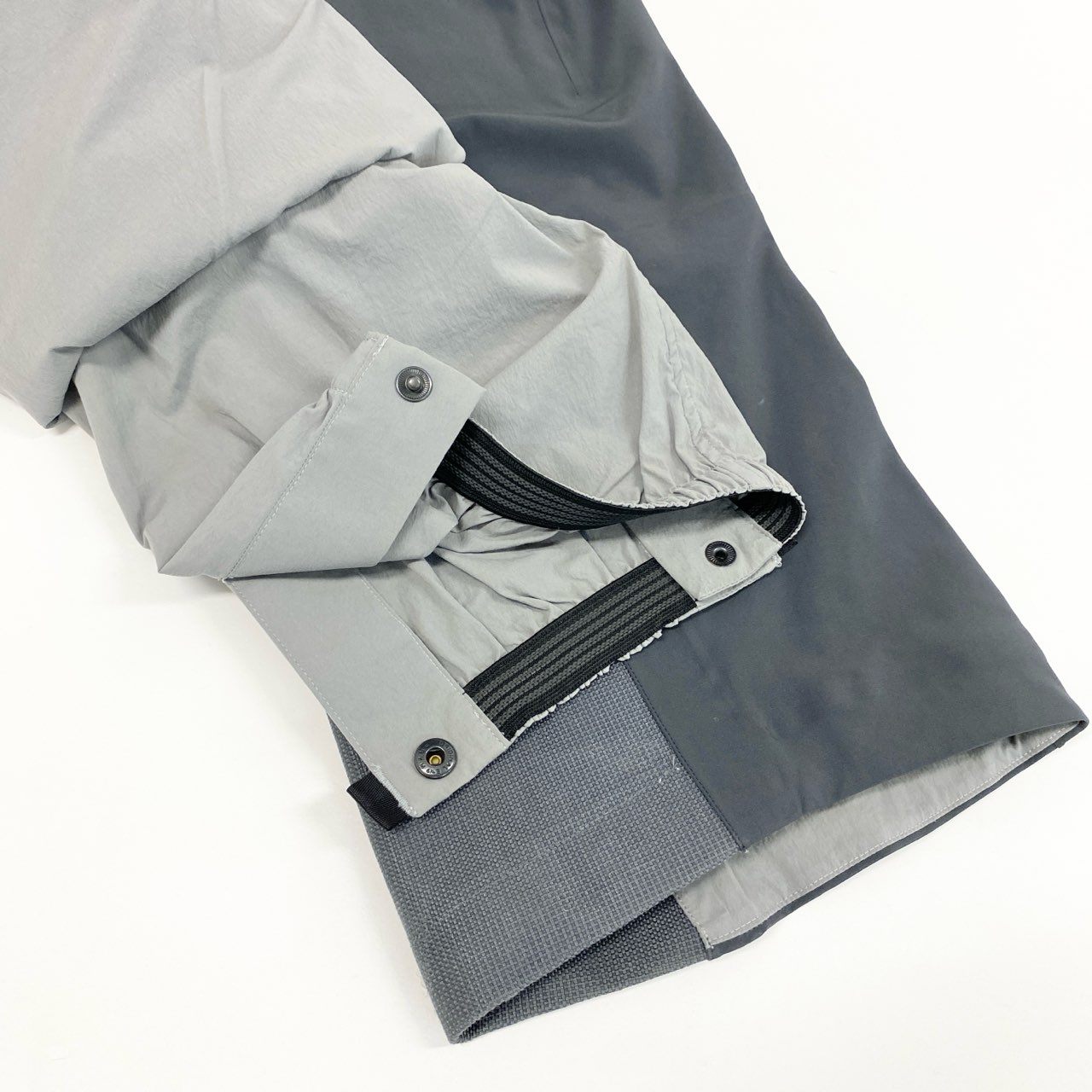 44h26 ARC'TERYX アークテリクス RUSH STRETCH PANT ラッシュストレッチパンツ ボトムス Mサイズ グレー ナイロン メンズo07t