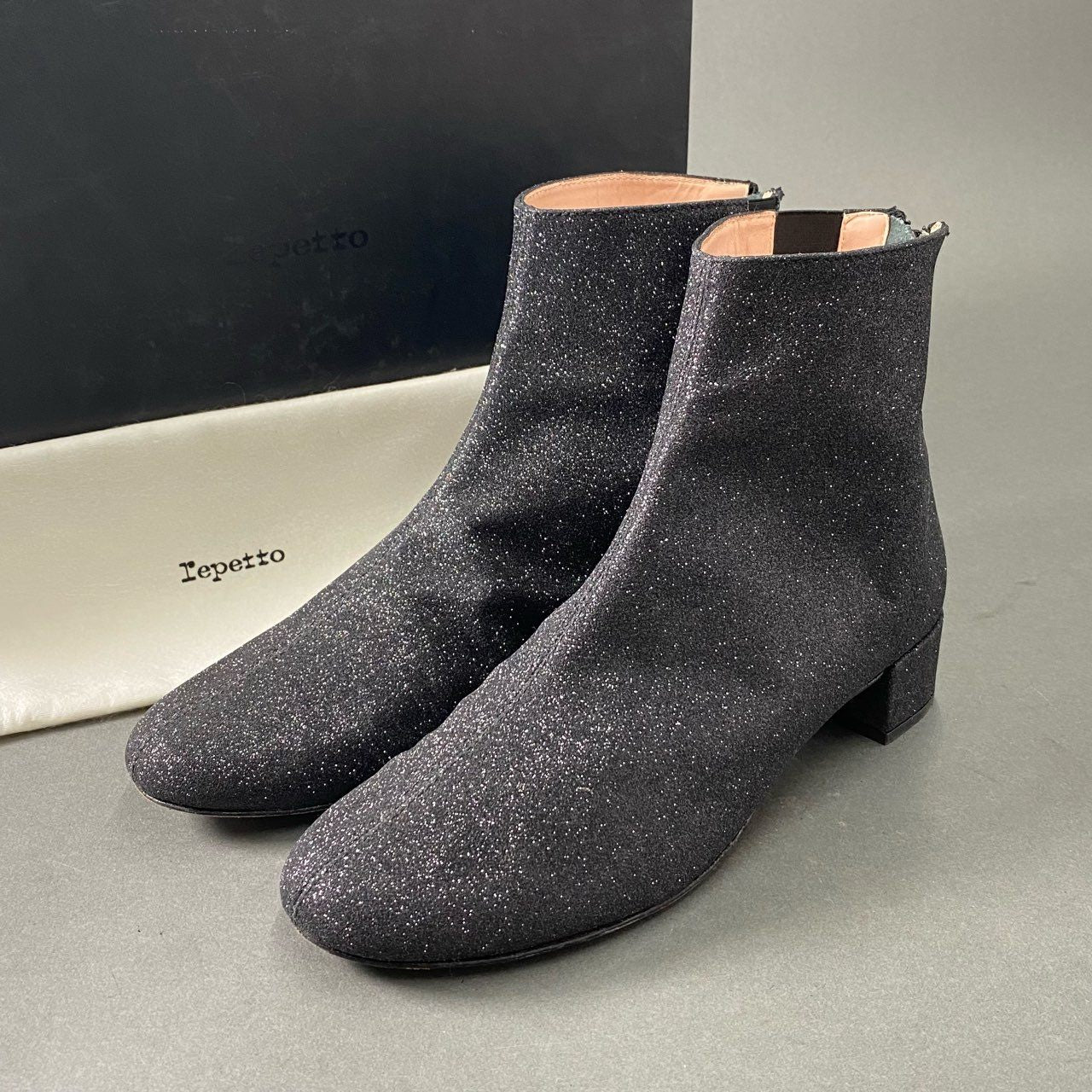 4c8 《美品》 Repetto レペット フランス製 バックジップ アンクルブーツ ヒールブーツ シューズ ラメ 39 ダークグレー ブラック レザー 山羊革 MADE IN FRANCE