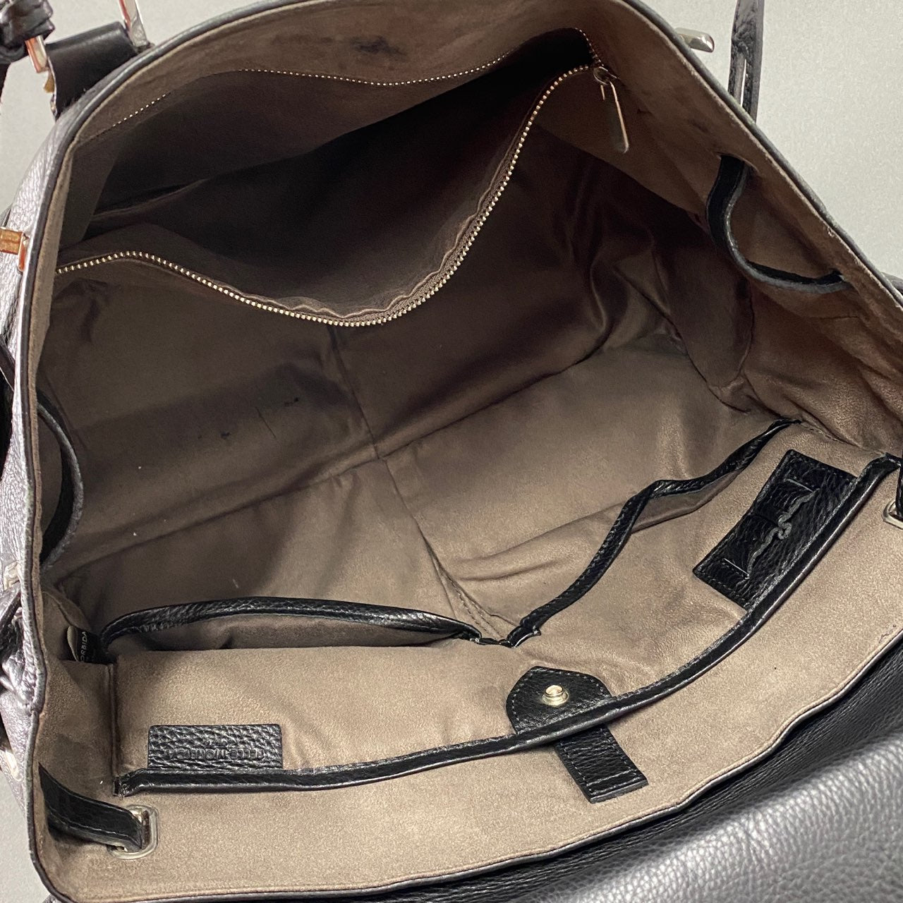 BL9 PELLE MORBIDA ペッレ モルビダ フラップトートバッグ ブラック レザー Maiden Voyage MB055A