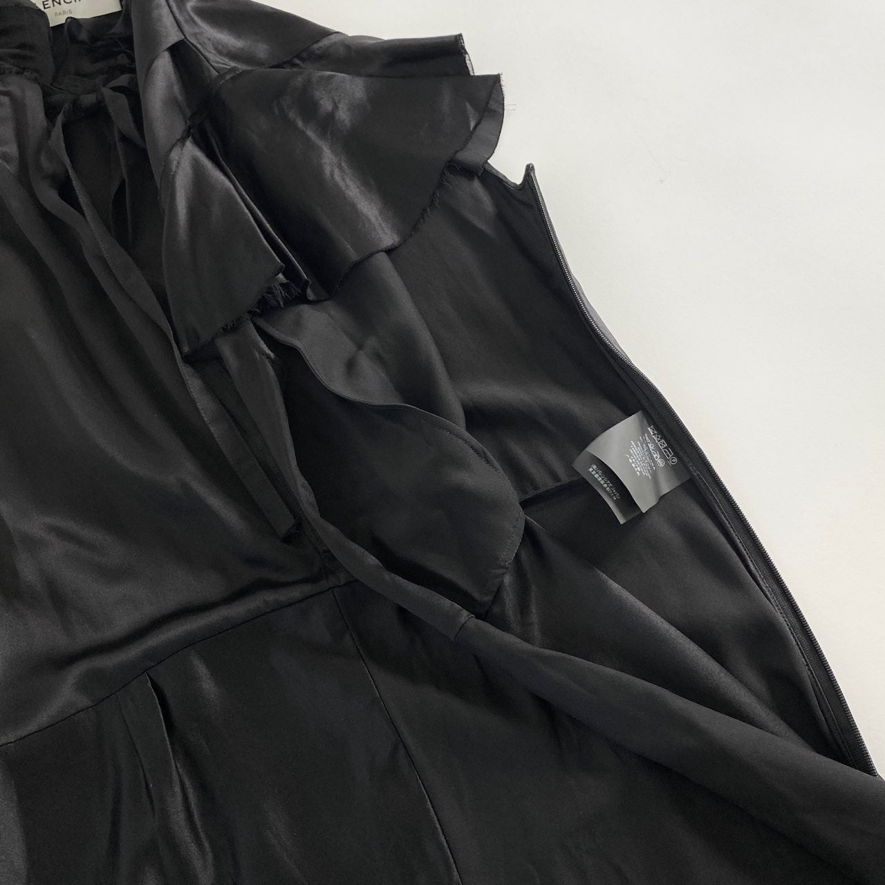 48a30 BALENCIAGA バレンシアガ シルクフリルドレス ワンピース ブラック SILK DRESS パーティ one piece
