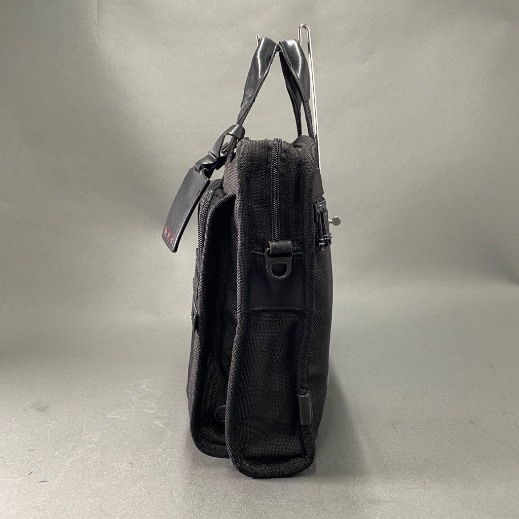 Cb8 《美品》 TUMI トゥミ ALPHA アルファ ブリーフケース ビジネスバッグ ブラック 26107DH ショルダーバッグ