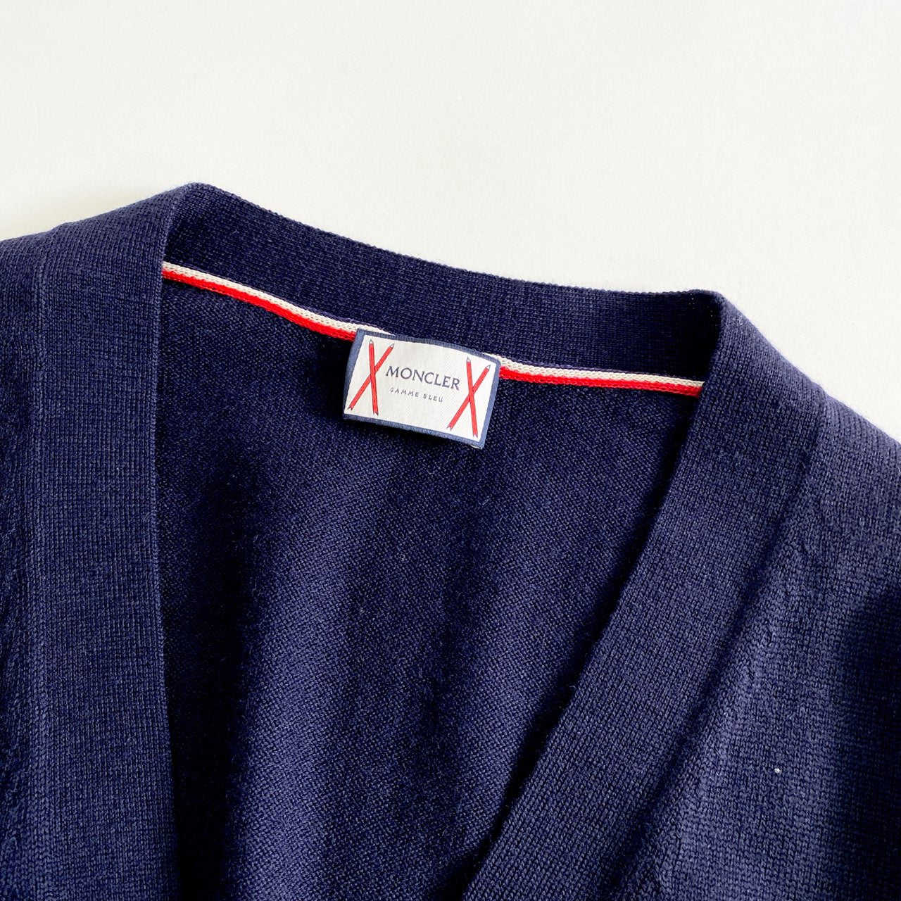 42L7 イタリア製 MONCLER モンクレール MAGLIA TRICOT CARDIGAN M ネイビー カーディガン 羽織 Vネック ワッペン