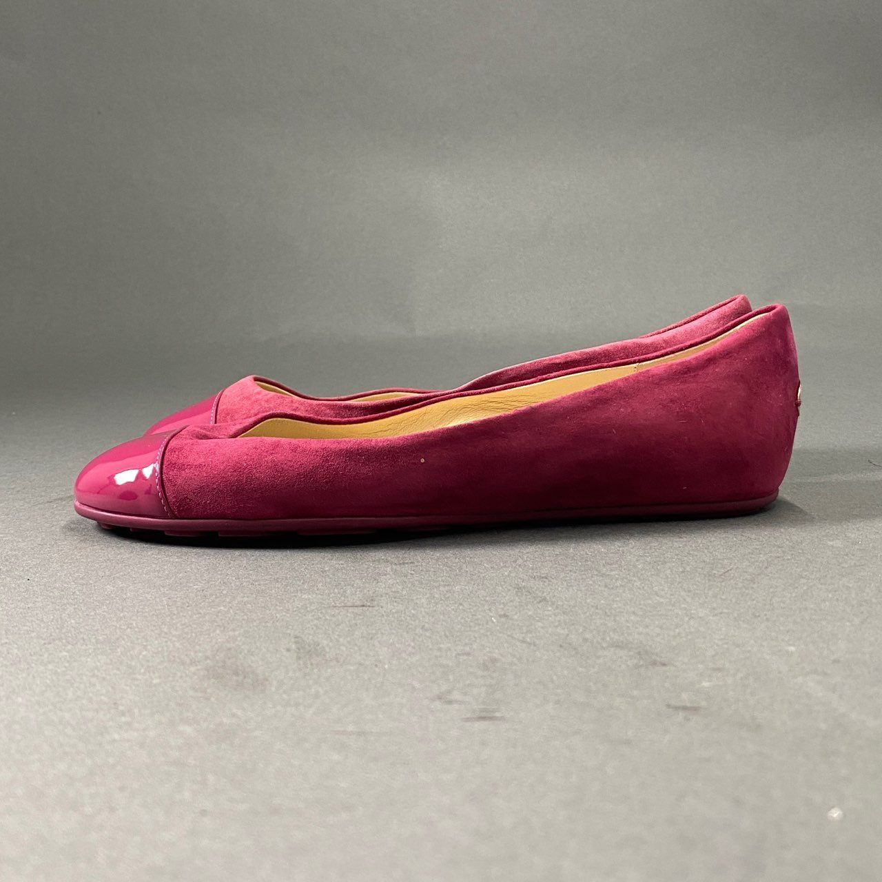 2b9 JIMMY CHOO ジミーチュウ イタリア製 GAZE FLAT フラット パンプス シューズ 35 パープル スエード パテントレザー MADE IN ITALY バレエシューズ 秋