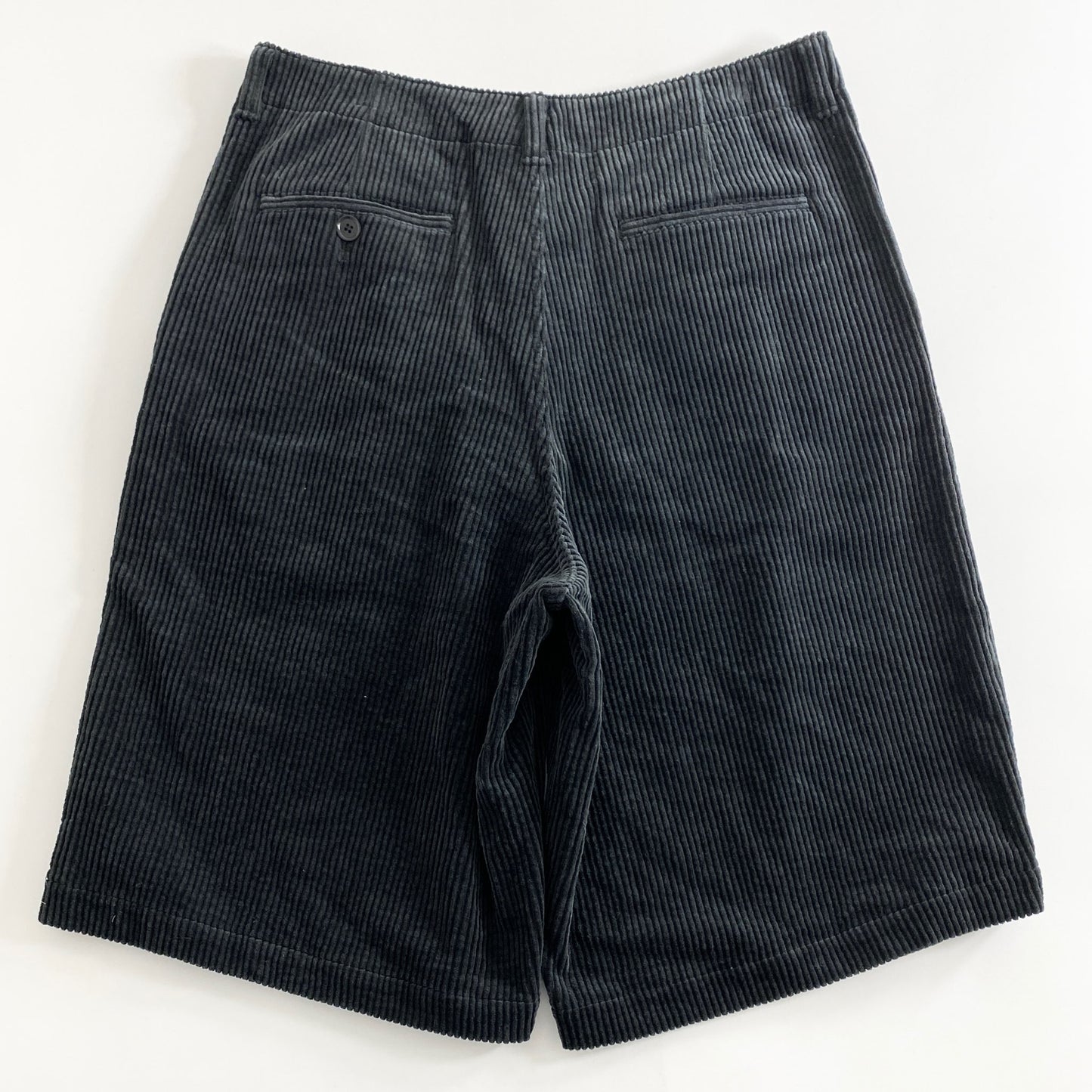 15a21 《未使用保管品》 大きいサイズ 日本製 KUON クオン コーデュロイパンツ FANAGE CORDUROY XL ブラック 3/4Trousers ボトムス コットン100% タグ付き 定価\33,000