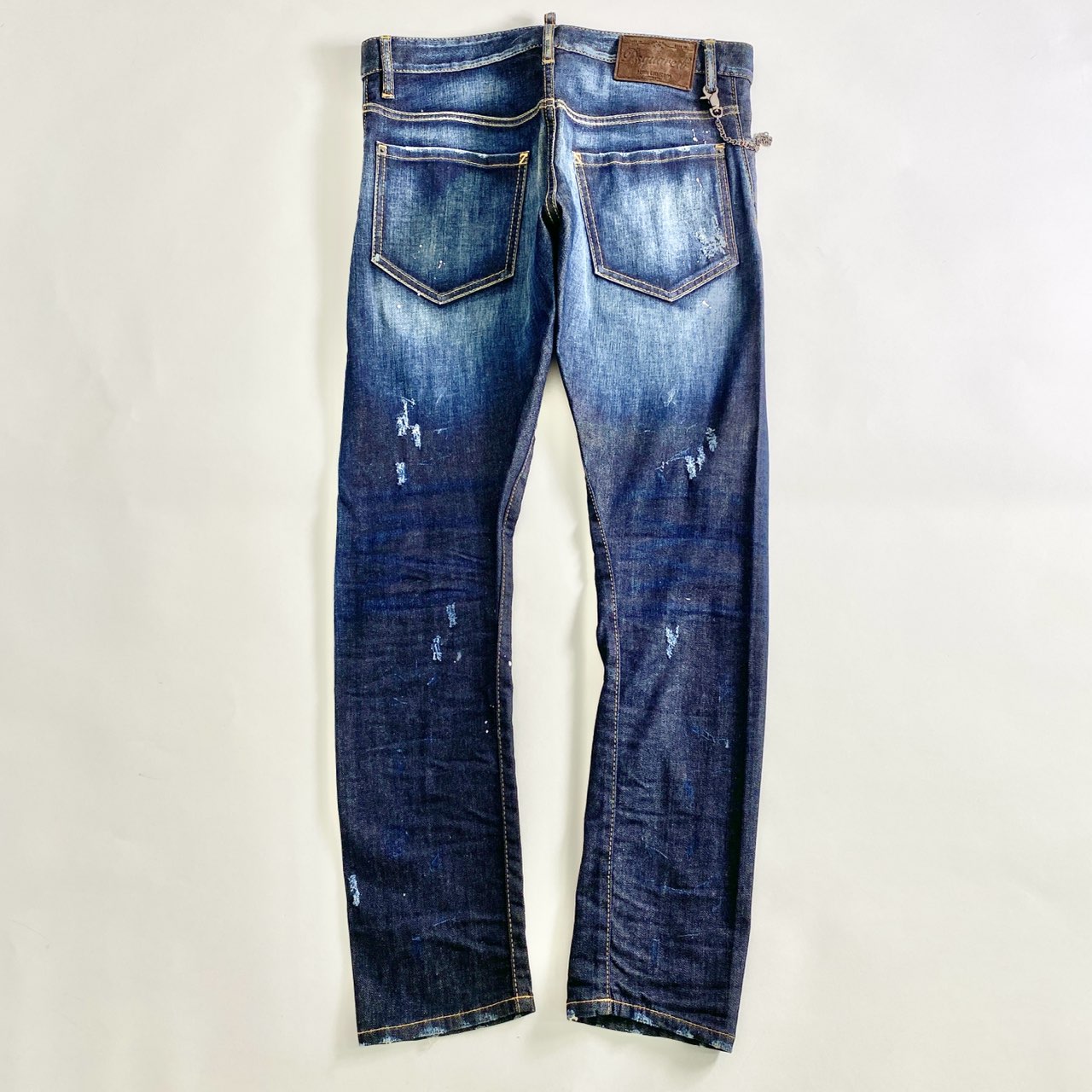47L7《美品》イタリア製 DSQUARED2 ディースクエアード ヴィンテージ加工 デニムスキニーパンツ 46 インディゴ ウォレットチェーン付き