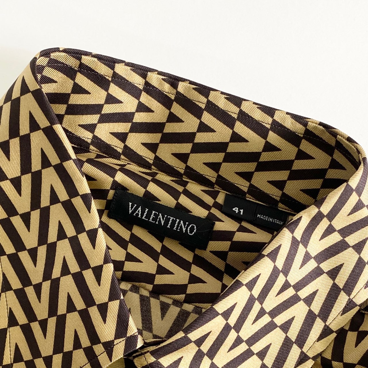 66L7《美品》イタリア製 VALENTINO ヴァレンティノ 総柄シルクシャツ 41 ブラウン ゴールド silk100% ヴィンテージ レトロ