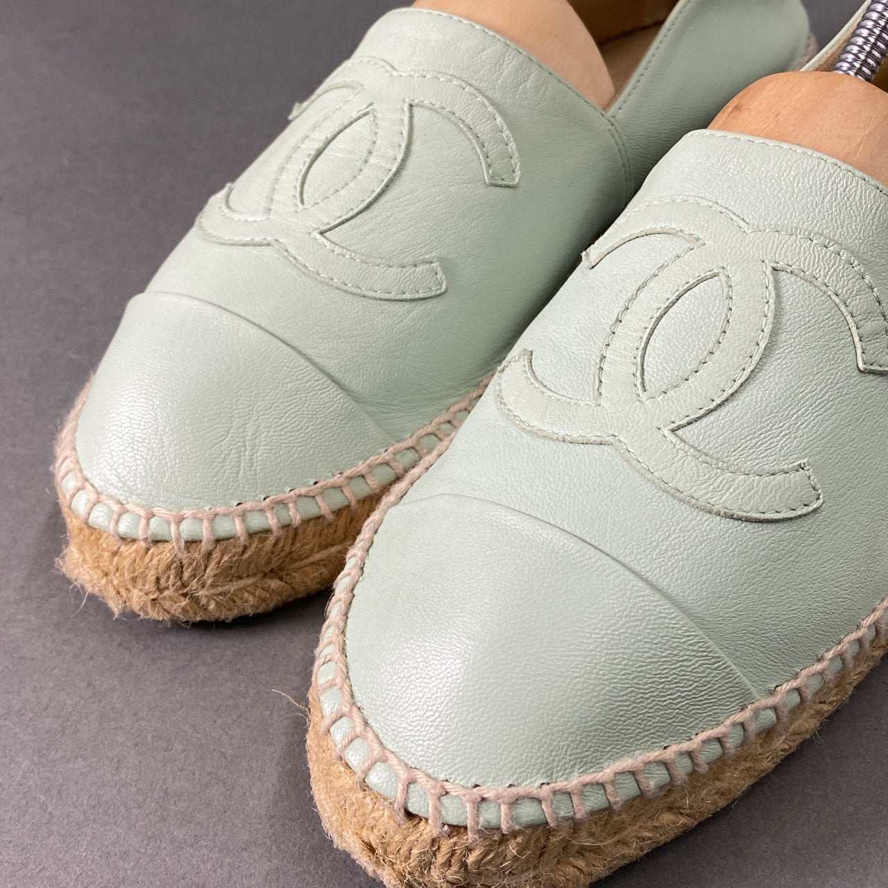 2L24 CHANEL シャネル ココマーク レザー エスパドリーユ 38 アイスグリーン レザー スリッポン フラットシューズ G29672