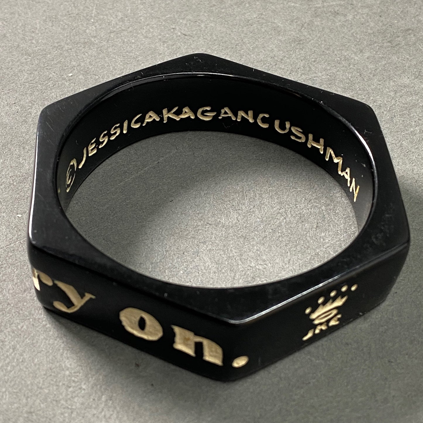 A25 《3点セット》 Jessica Kagan Cushman ジェシカ ケーガン クッシュマン JKC バングル ブレスレット アクセサリー ベージュ2点 ブラック1点 3点まとめ