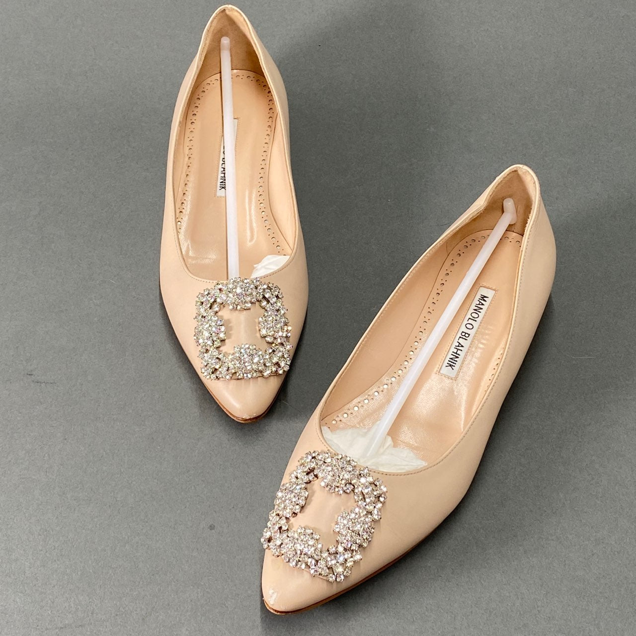 1L10 MANOLO BLAHNIK マノロブラニク HANGISI ハンギシ フラットシューズ 36(23cm相当) ピンク レザー シューズ ビジュー