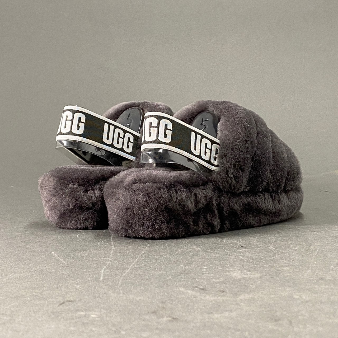 5L6 《美品》 UGG アグ ボアサンダル フラッフイヤースライド 22 グレー チャコール レディース シューズ かかとゴム