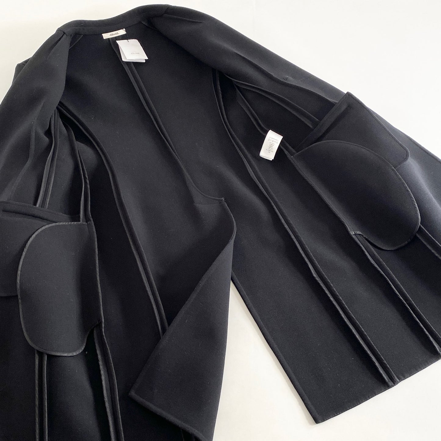 3L14《未使用》定価401,500☆CELINE セリーヌ 18AW Gem Button Coat ジュエリーボタンコート サイズ34 ブラック アウター Aライン 28V505341 タグ付き