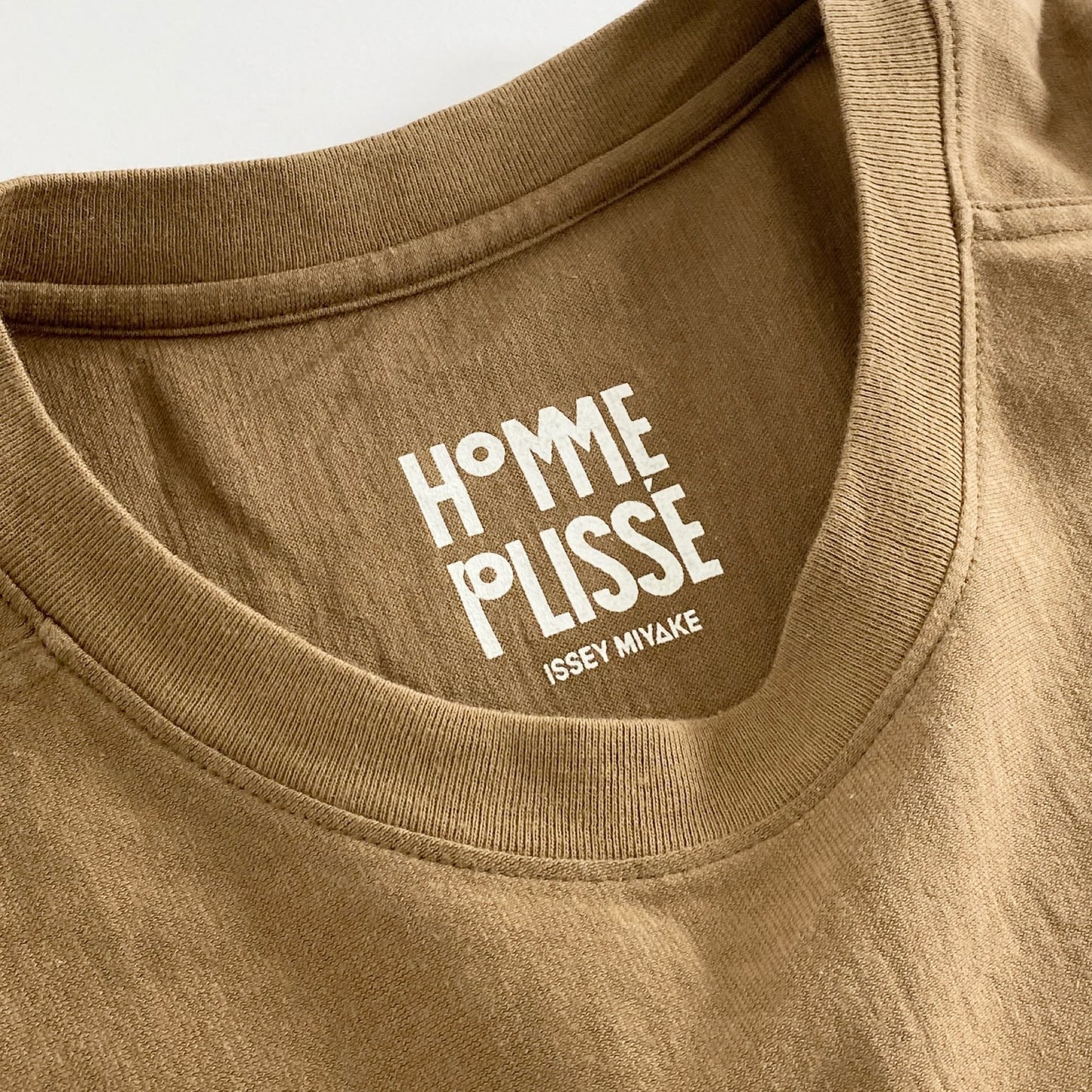 12a21 日本製 HOMME PLISSE ISSEY MIYAKE オムプリッセ イッセイミヤケ ロンT ロングスリーブカットソー 2 ブラウン 長袖 無地 コットン100%