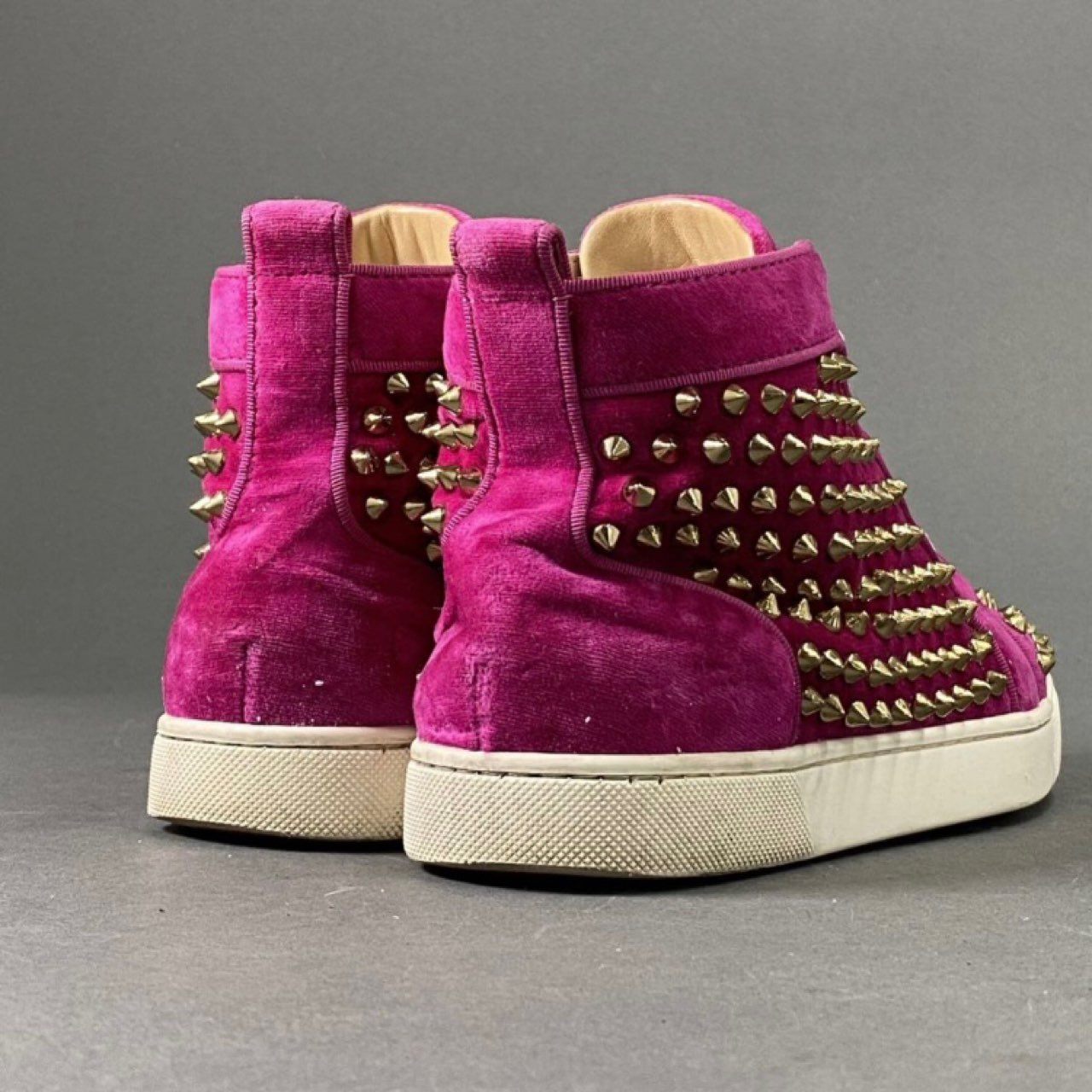 2j20 Christian Louboutin クリスチャンルブタン スタッズ ベロア ハイカットスニーカー 35 1/2 ピンク パープル シューズ