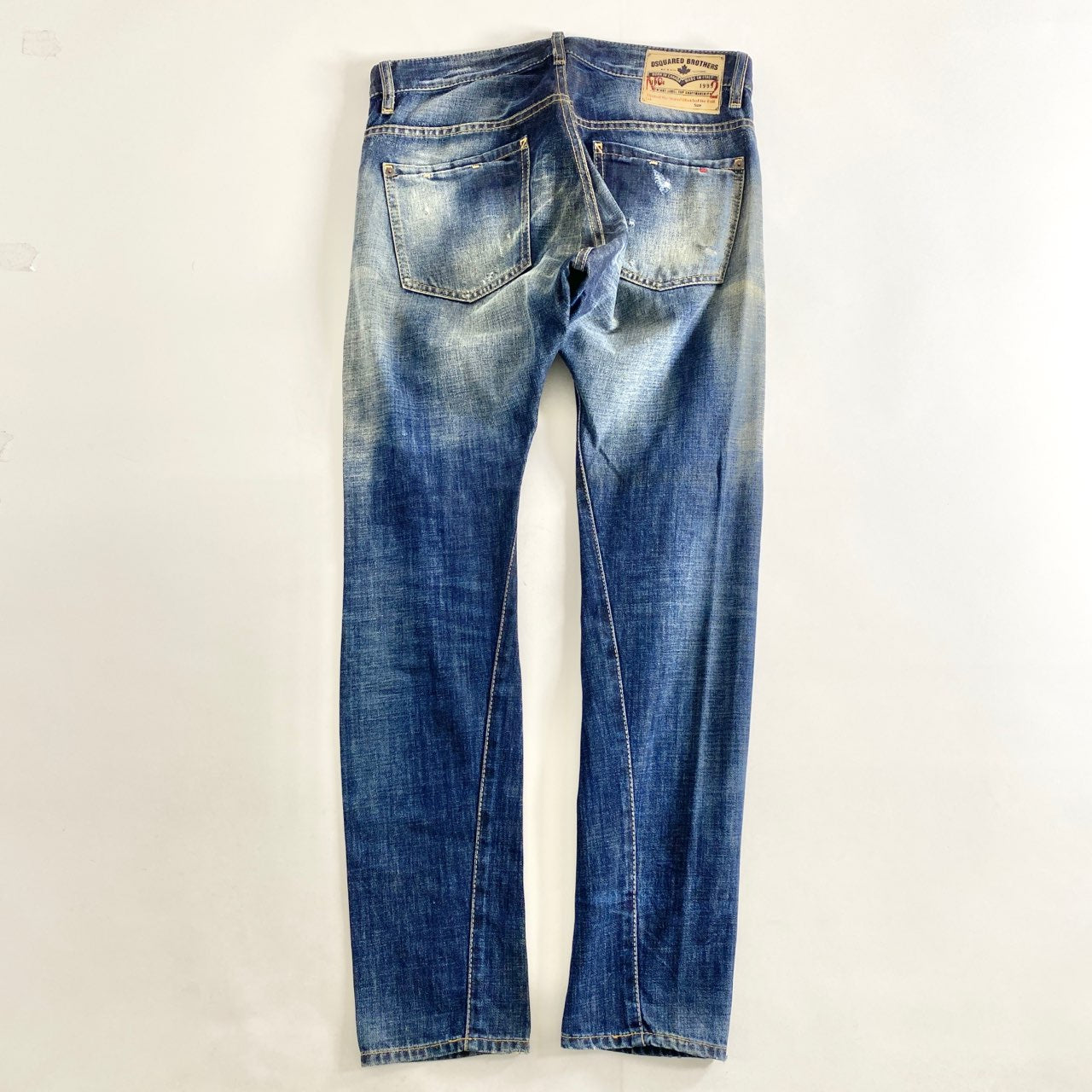 70L7-2《美品》DSQUARED2 ディースクエアード ヴィンテージ加工 ツイストデニムスキニーパンツ 46 インディゴ ジーンズ DENIM