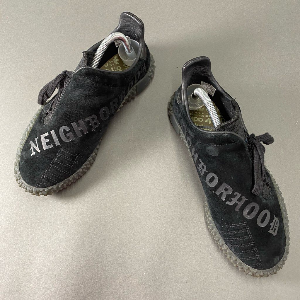 3c1 adidas × NEIGHBORHOOD アディダス ネイバーフッド B37341 KAMANDA カマンダ ローカットスニーカー シューズ 26cm ブラック スエード メンズ 紳士靴