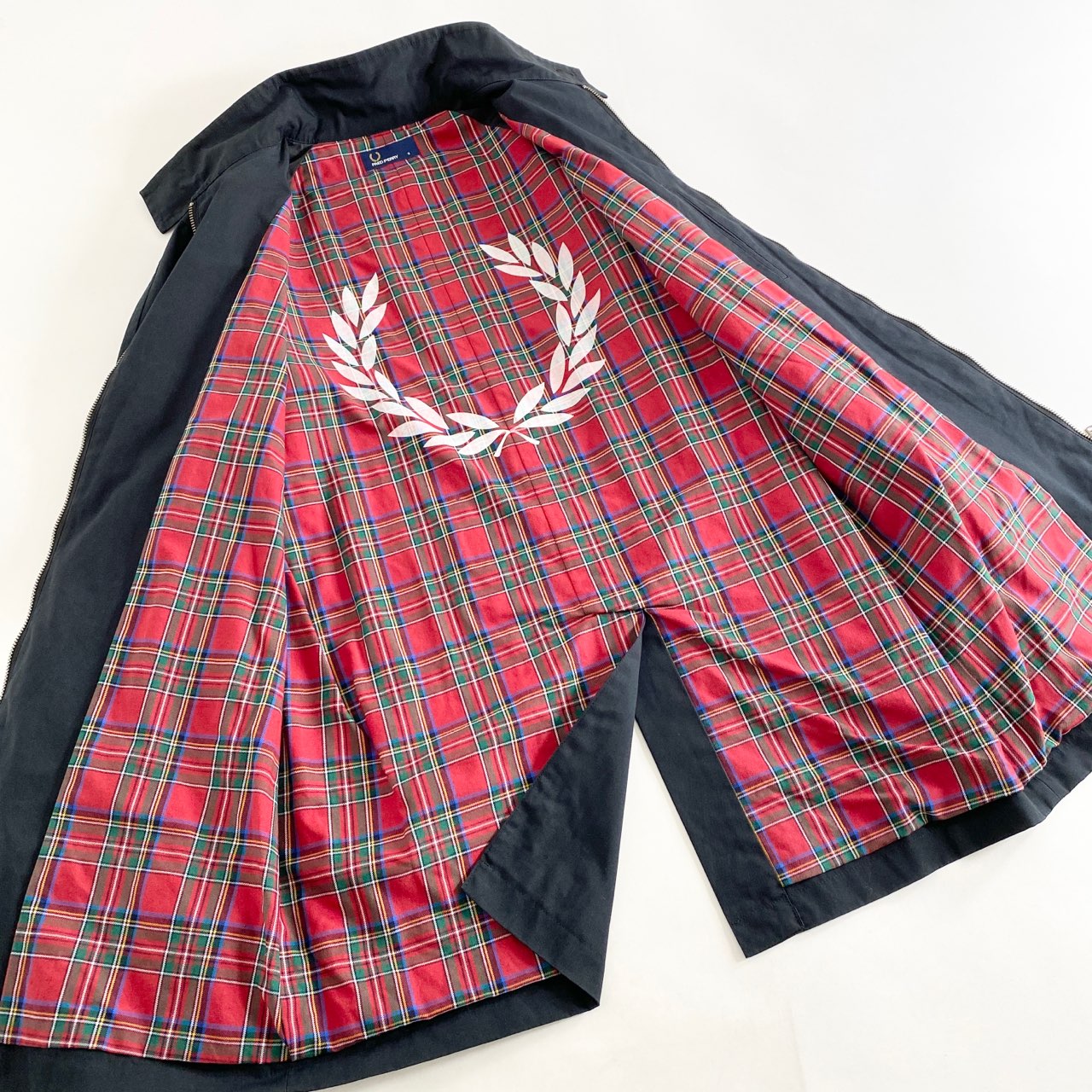38L23 FRED PERRY フレッドペリー スイングトップ コート ジャケット S ネイビー ブルゾン 羽織 チェック 月桂樹 ワンポイント刺繍