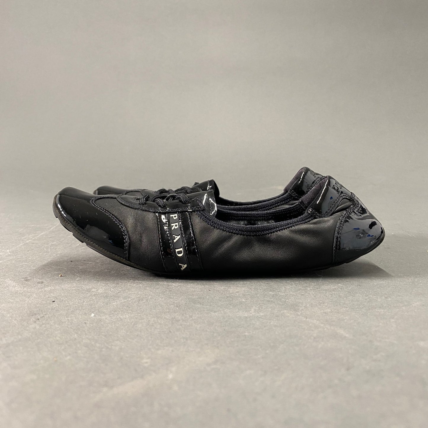 3L5《美品》PRADA SPORT プラダスポーツ 37(24.5cm相当) ブラック レザー バレエシューズ レザーシューズ レディース 靴