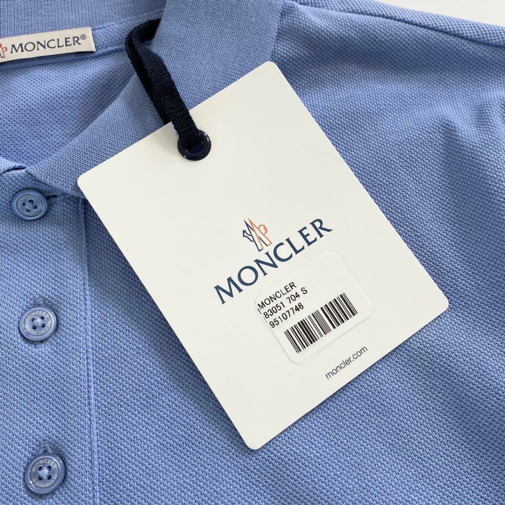 6e19-7 未使用タグ付☆MONCLER モンクレール ロゴワッペンポロシャツ サイズS ブルー 襟裏ロゴ入り メンズ 半袖 春夏 トルコ製 トップス 夏