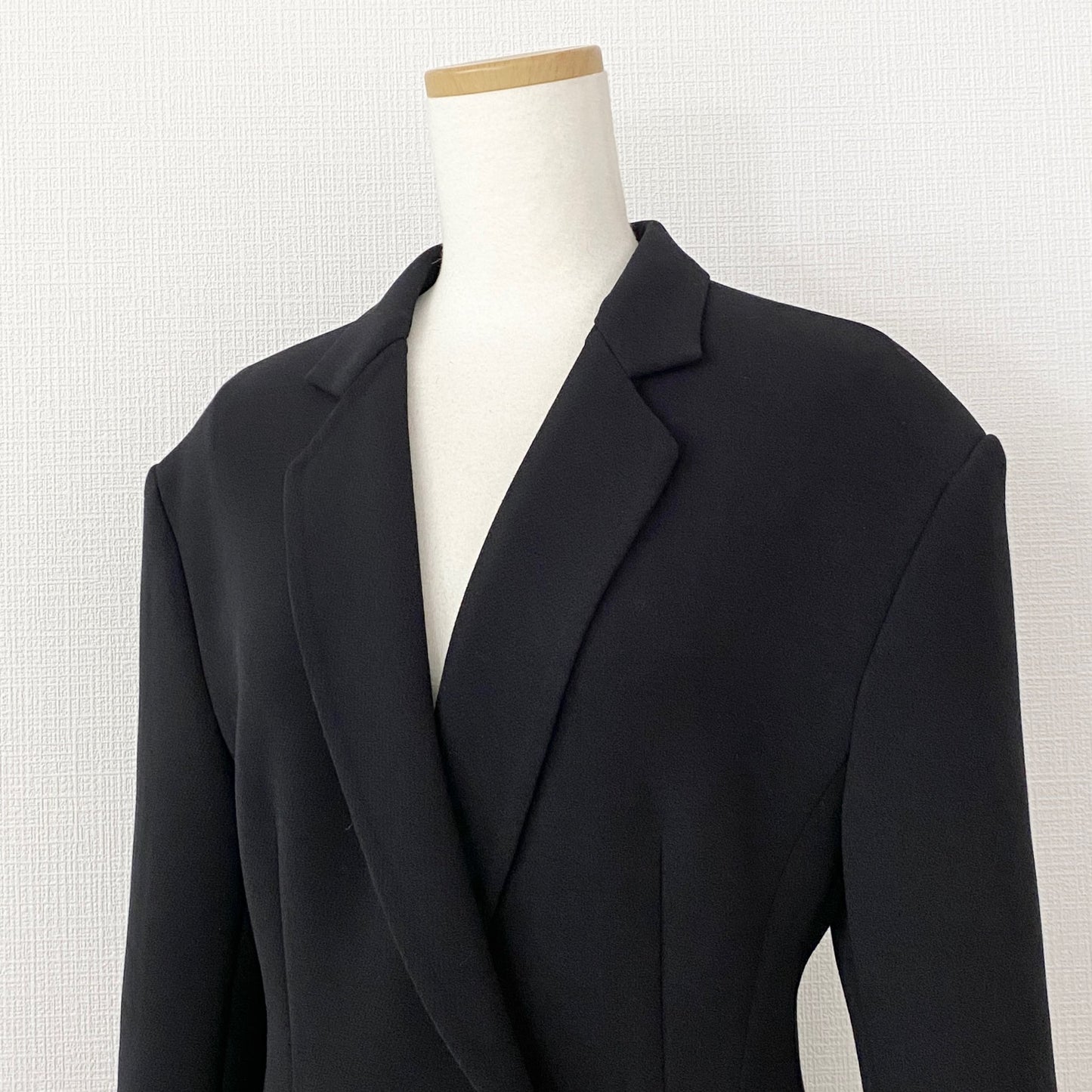 3L14《未使用》定価401,500☆CELINE セリーヌ 18AW Gem Button Coat ジュエリーボタンコート サイズ34 ブラック アウター Aライン 28V505341 タグ付き