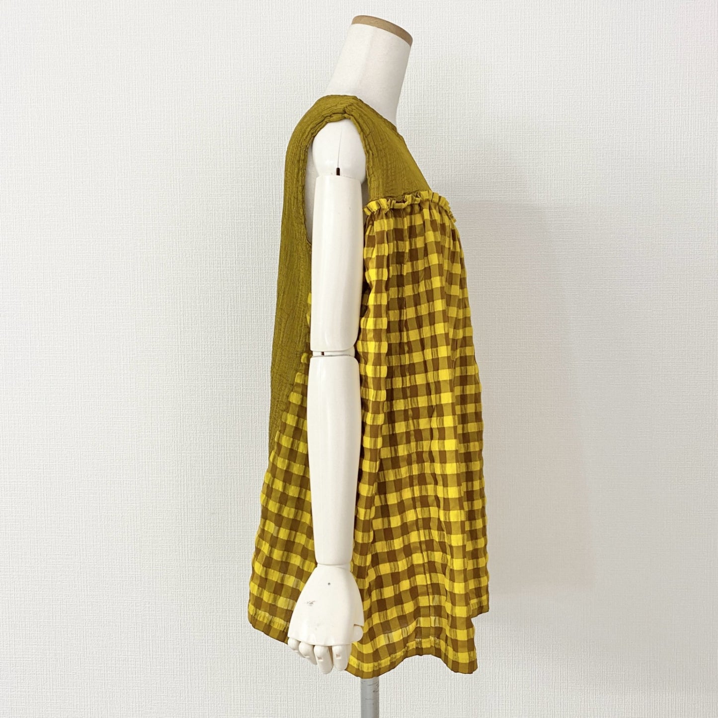 35c14-2 me ISSEY MIYAKE ミー イッセイミヤケ MI33FK411 ノースリーブ 切替 チュニック トップス カットソー チェック柄 イエロー ストレッチ