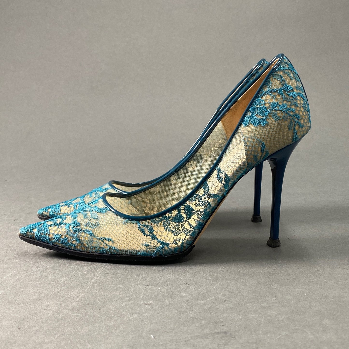 3a26 《美品》 JIMMY CHOO ジミーチュウ イタリア製 ABEL アベル ハイヒール レース パンプス シューズ ポインテッドトゥ 36 1/2 ブルー MADE IN ITALY