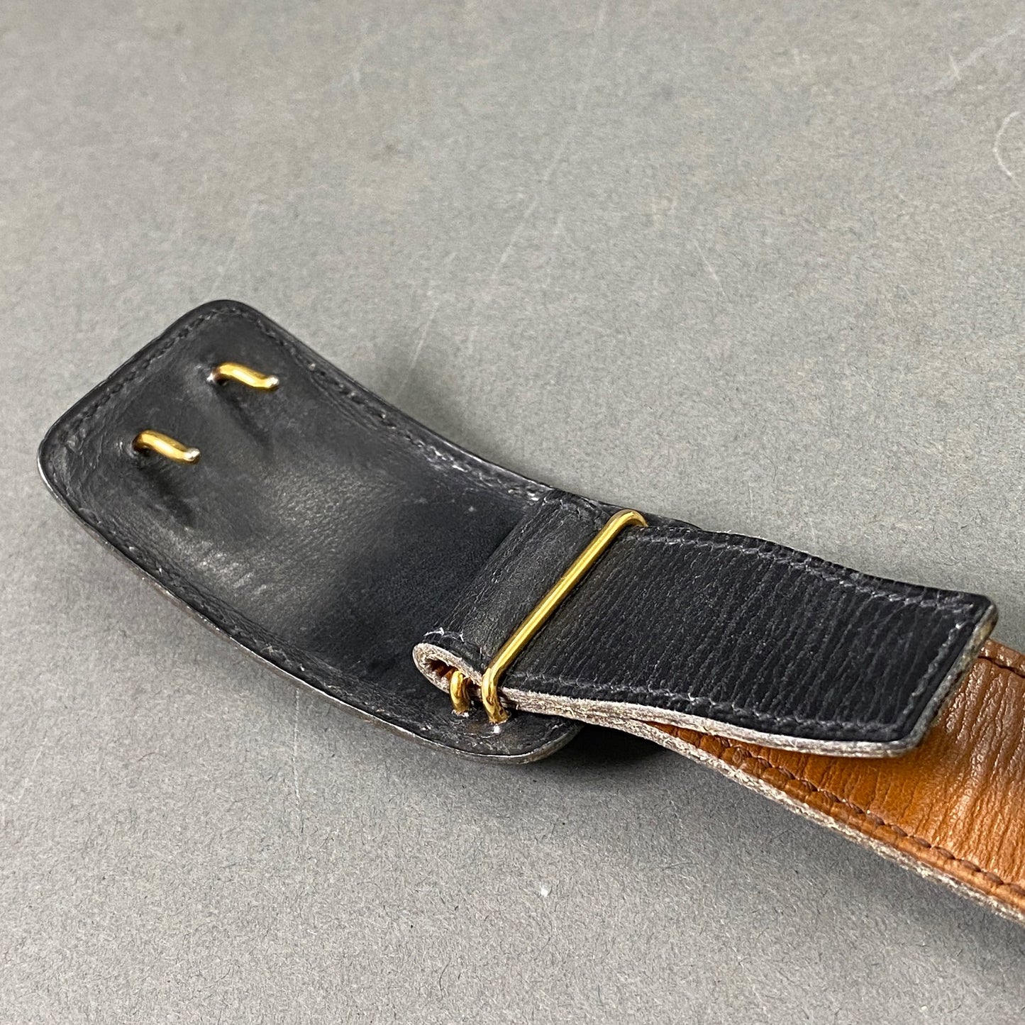 L20 フランス HERMES エルメス 馬車ロゴ レザーベルト ブラック バックル 小物