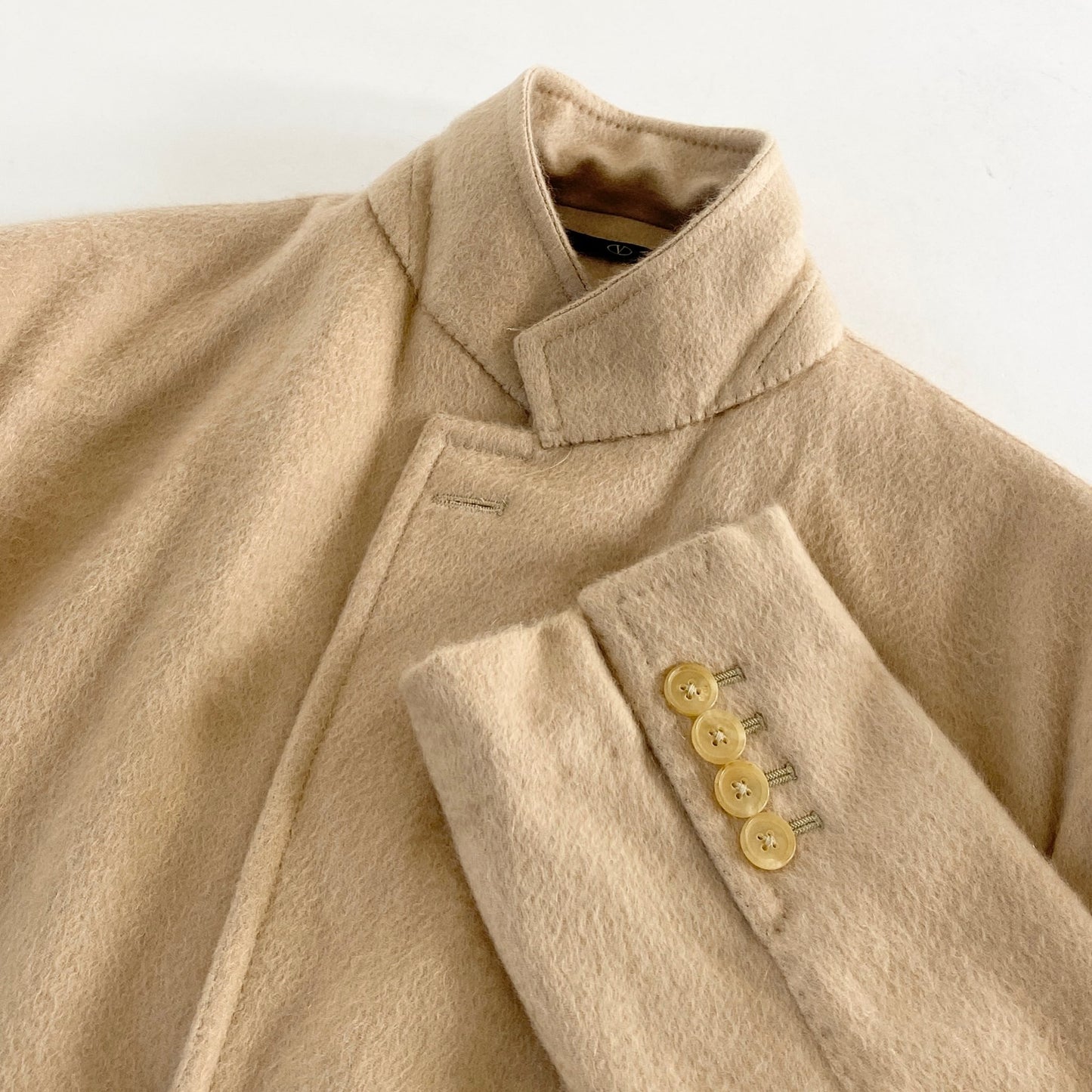 63L5《美品》伊製 VALENTINO ヴァレンティノ カシミヤ100% テーラードジャケット カシミヤジャケット 50 7R(L相当) ベージュ 総カシミア メンズ